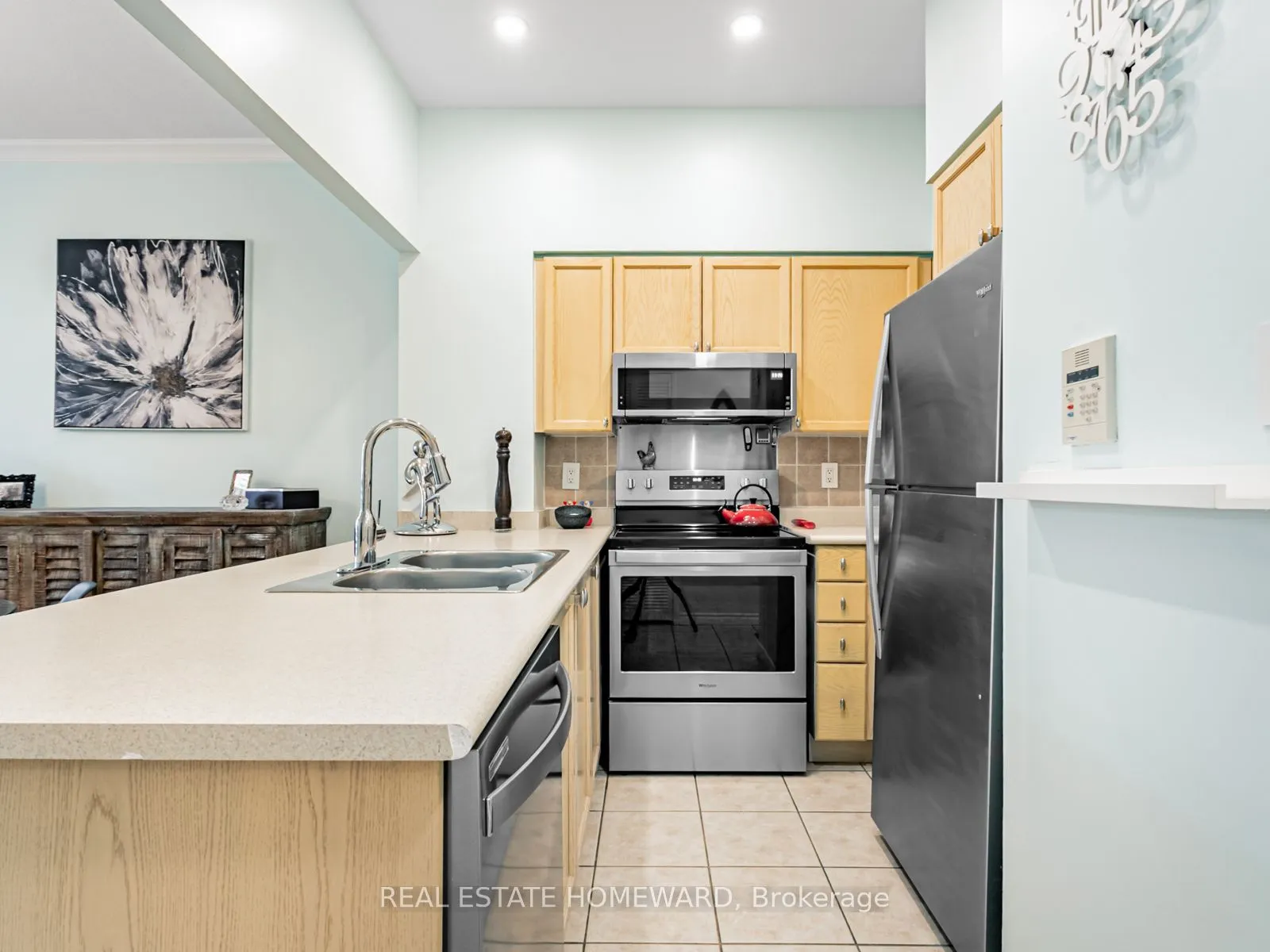 195 Merton Street, #108