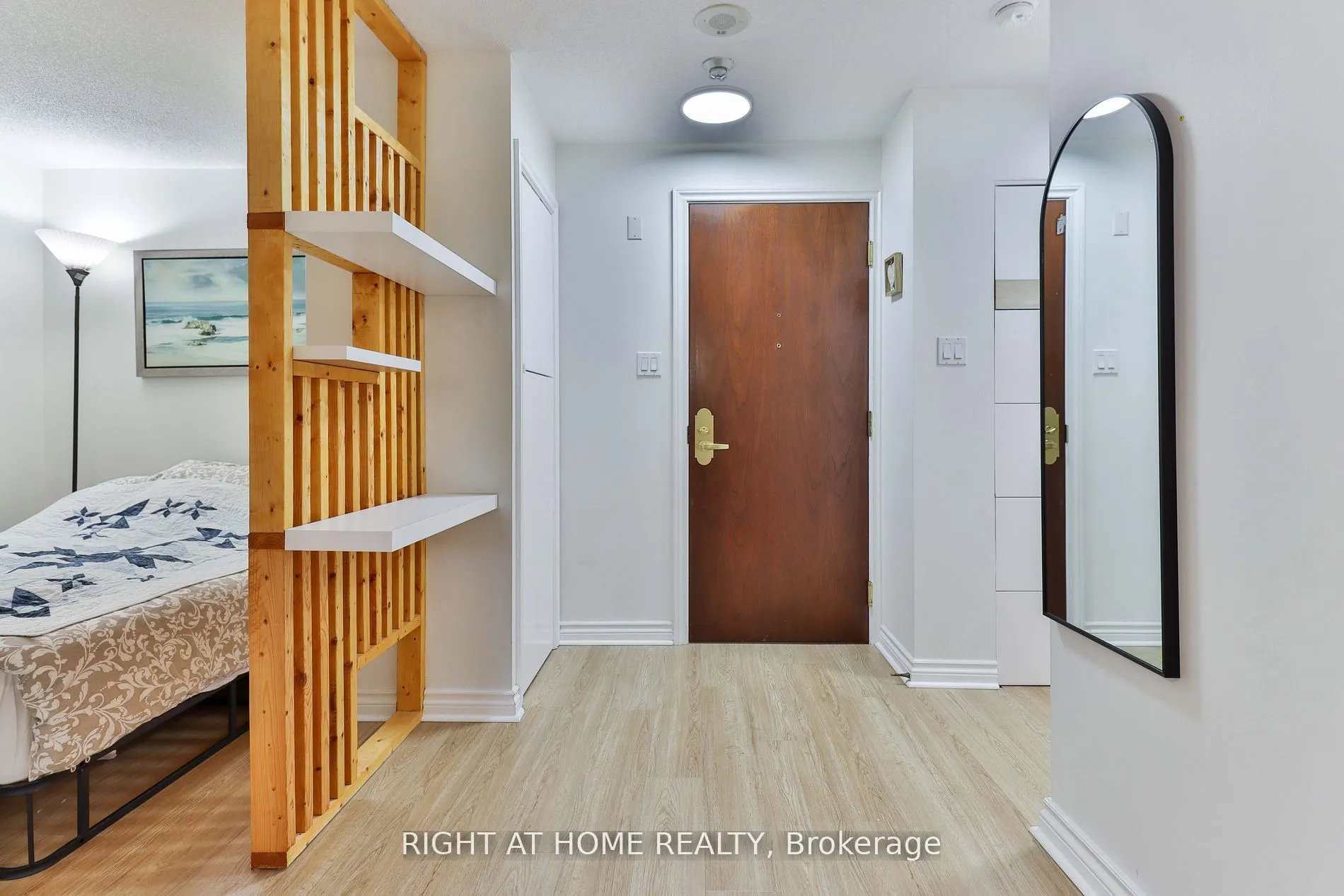 1210 Don Mills Road, #206