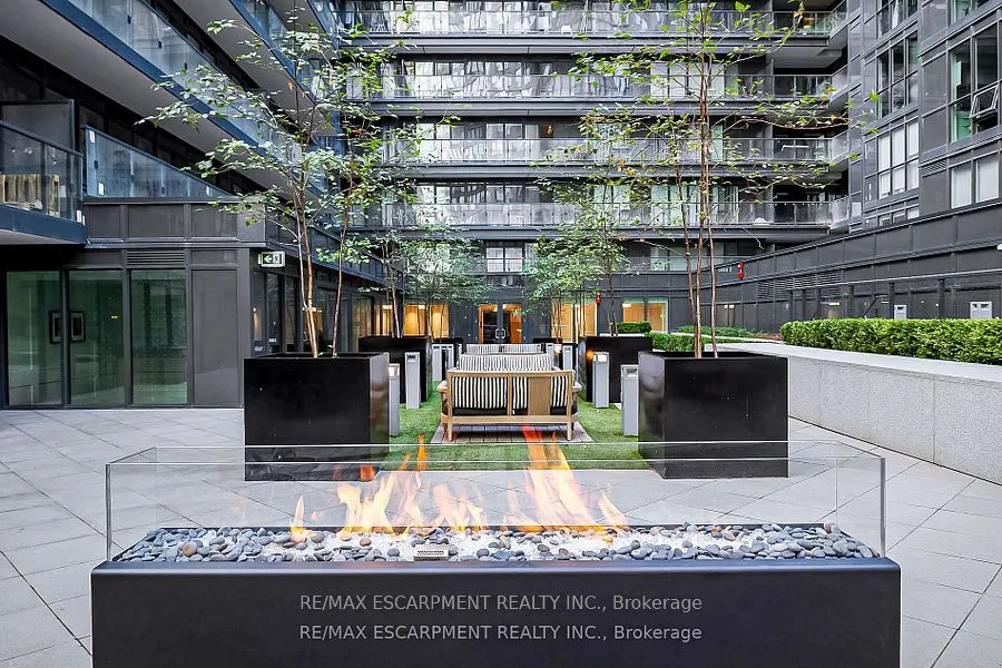 955 Bay Street #1809