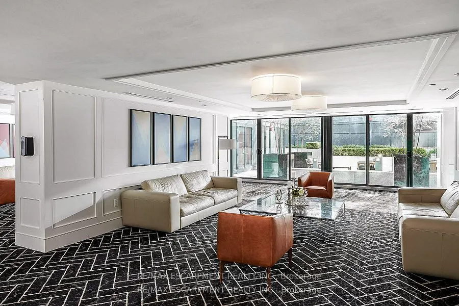 955 Bay Street #1809