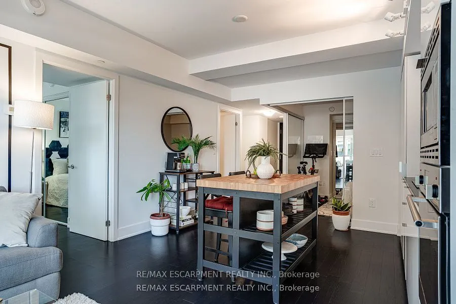 955 Bay Street #1809