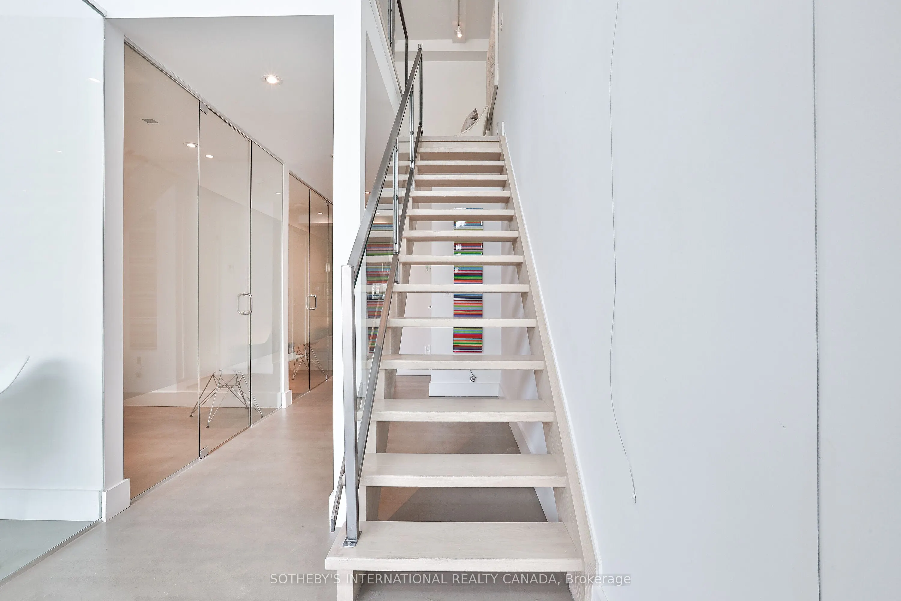 483 Dupont Street, #103