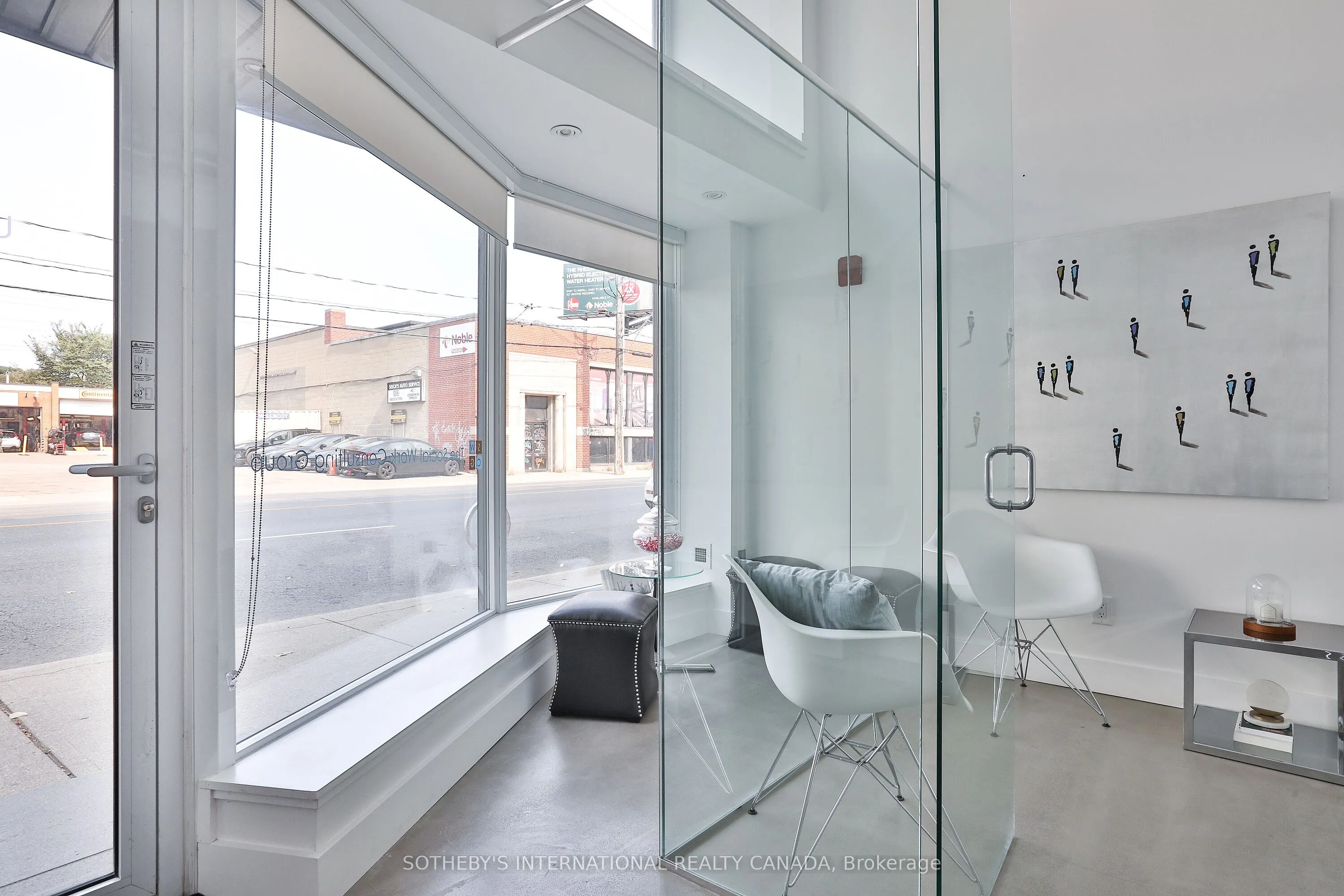 483 Dupont Street, #103