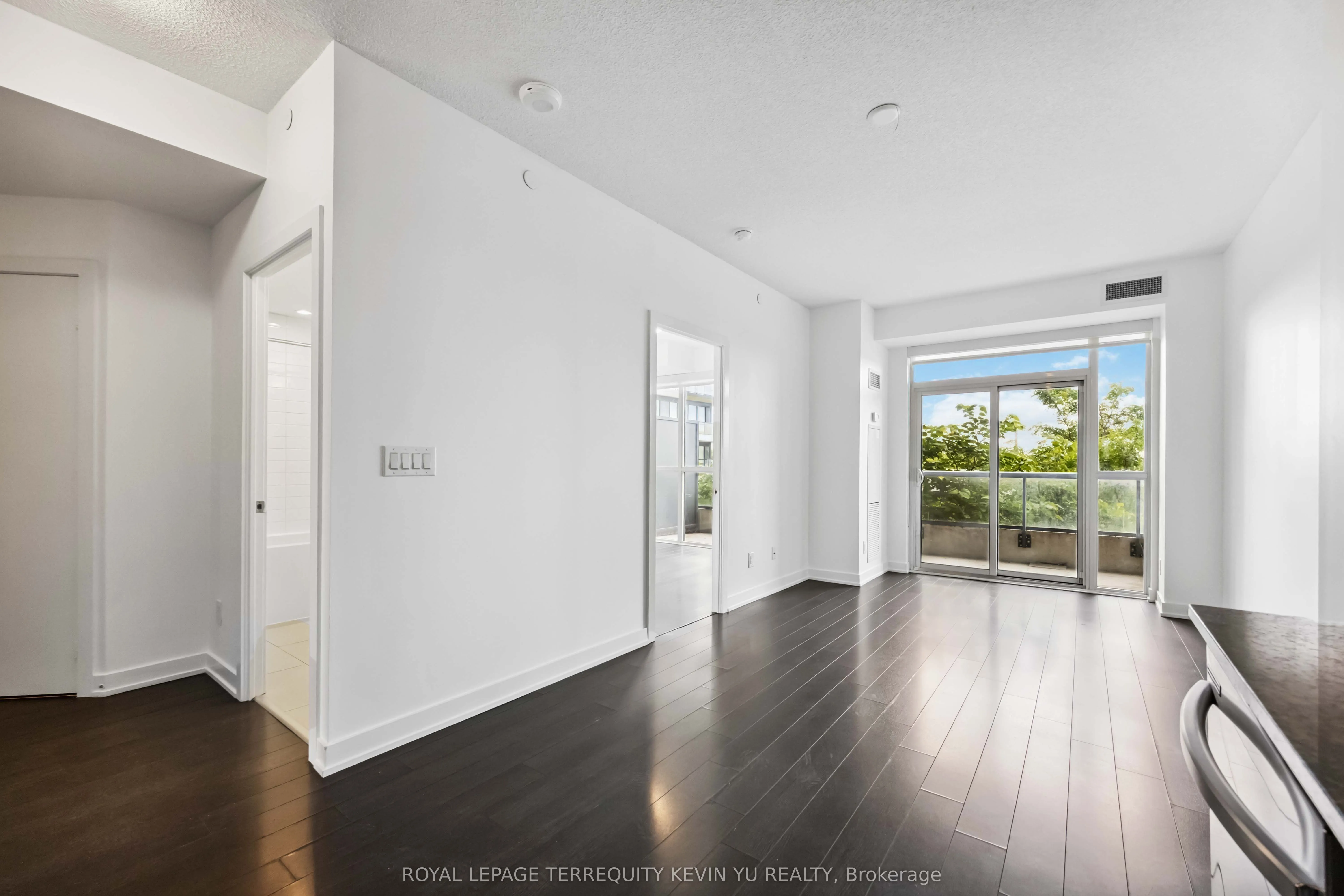 1603 Eglinton Avenue W, #311