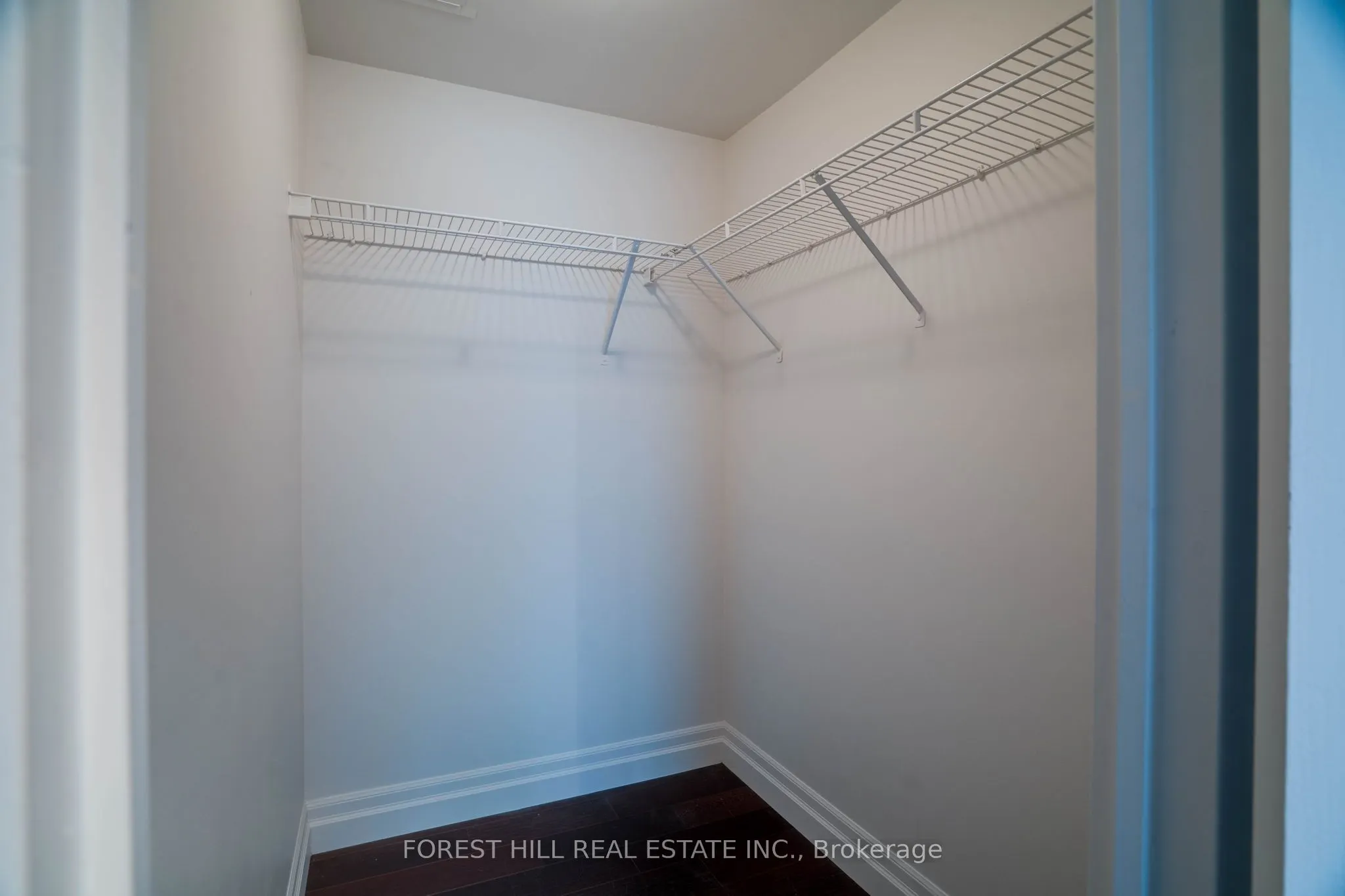 1174 Yonge Street, #203