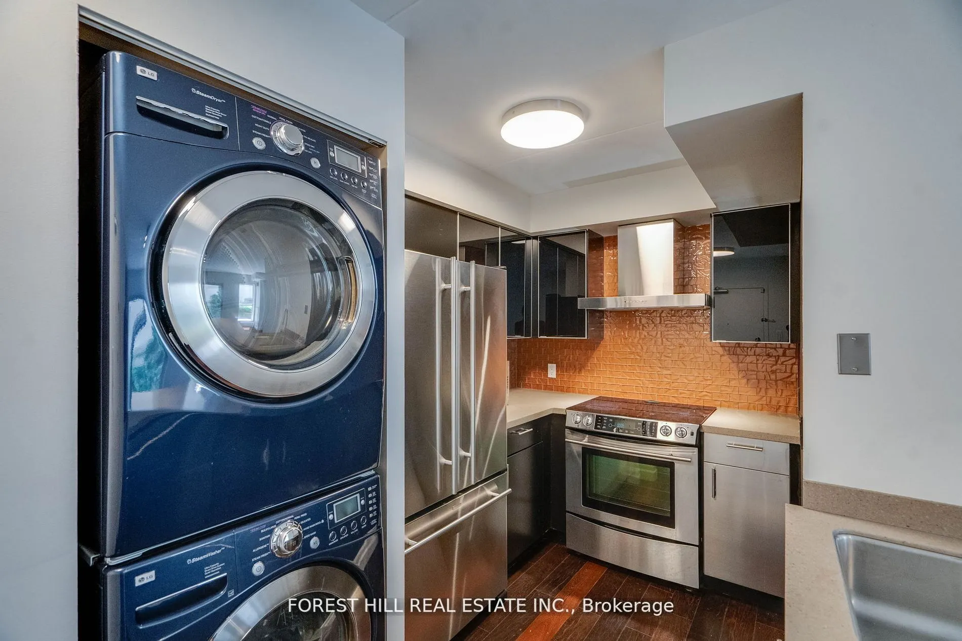 1174 Yonge Street, #203