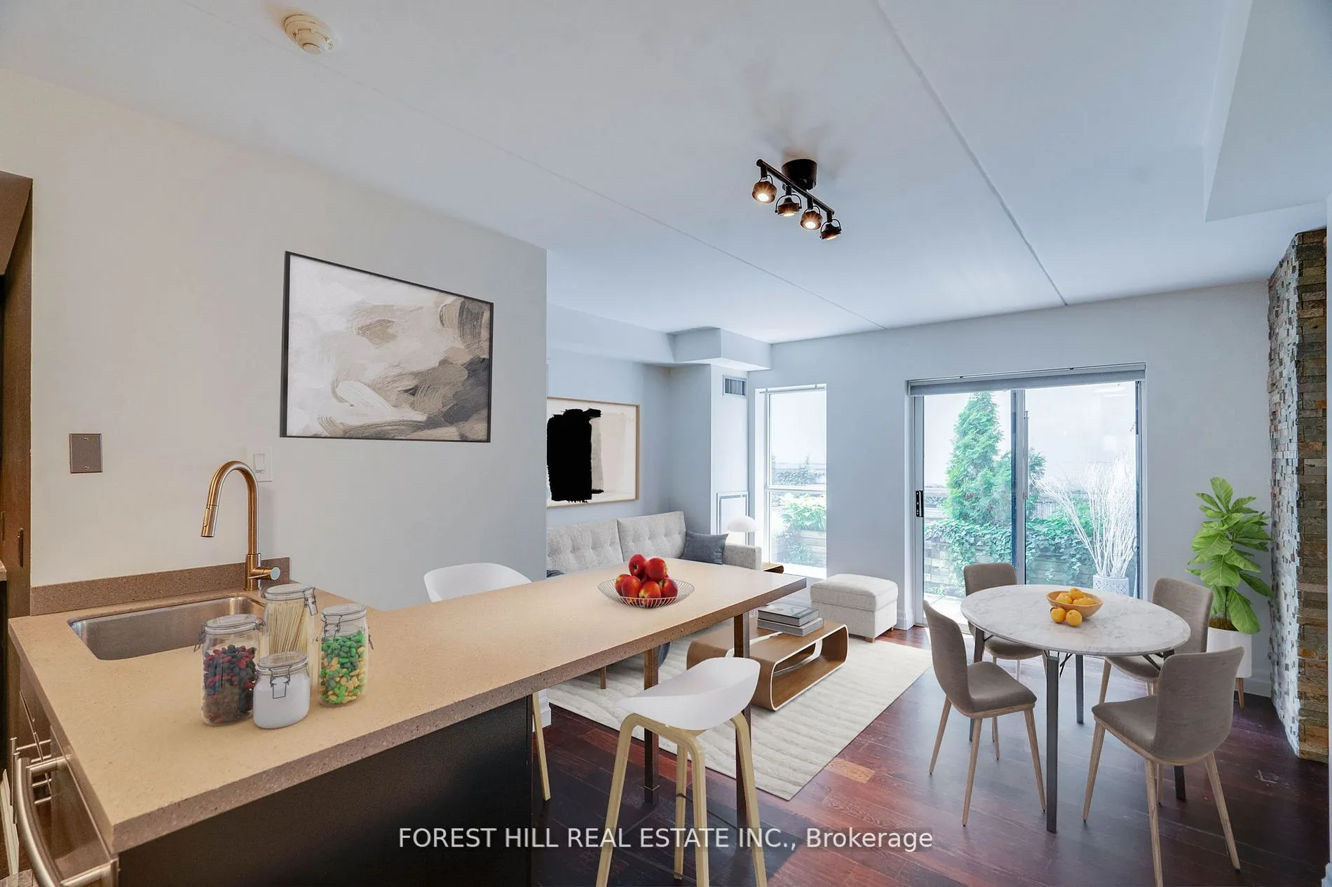 1174 Yonge Street, #203
