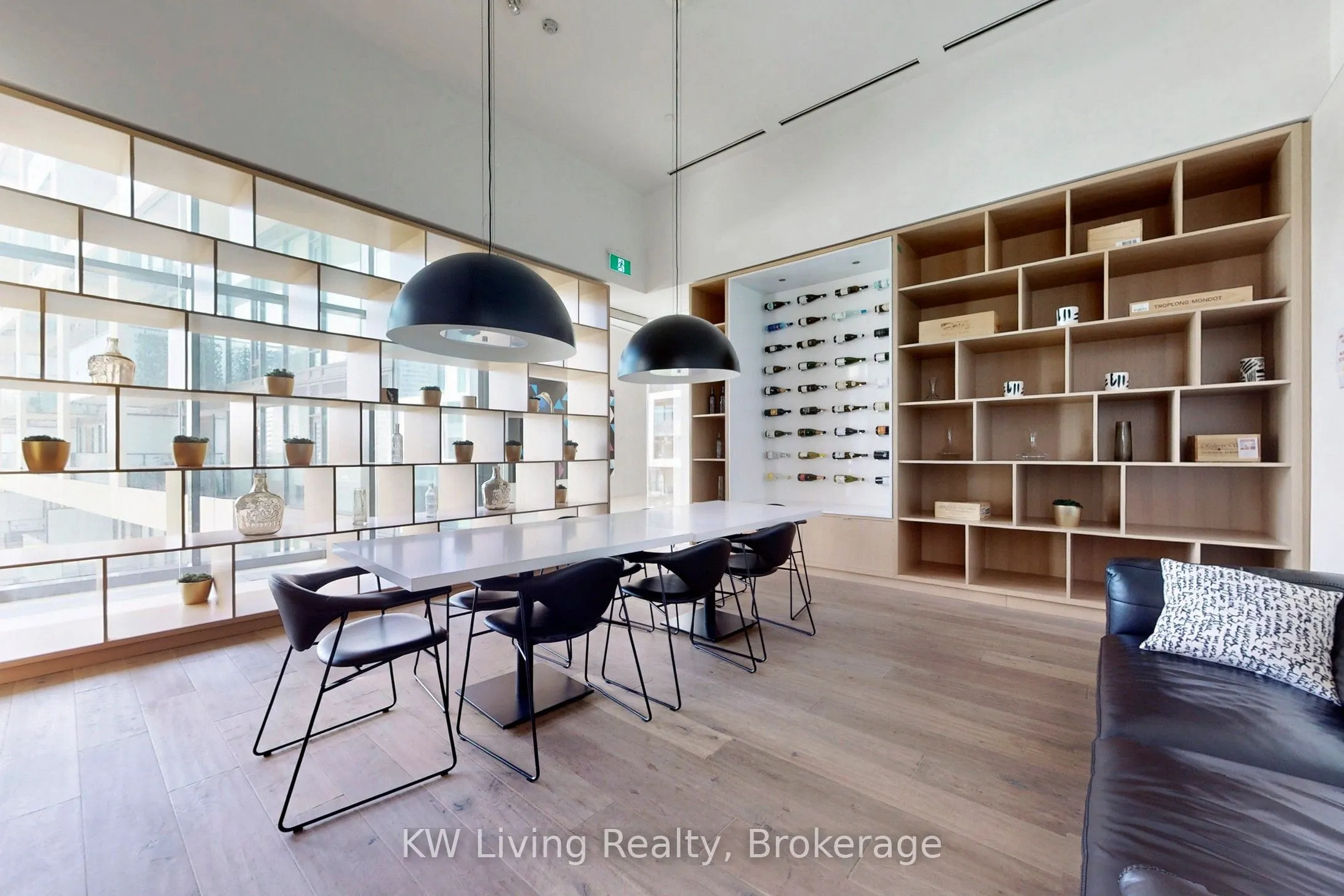 5 Soudan Avenue, #917