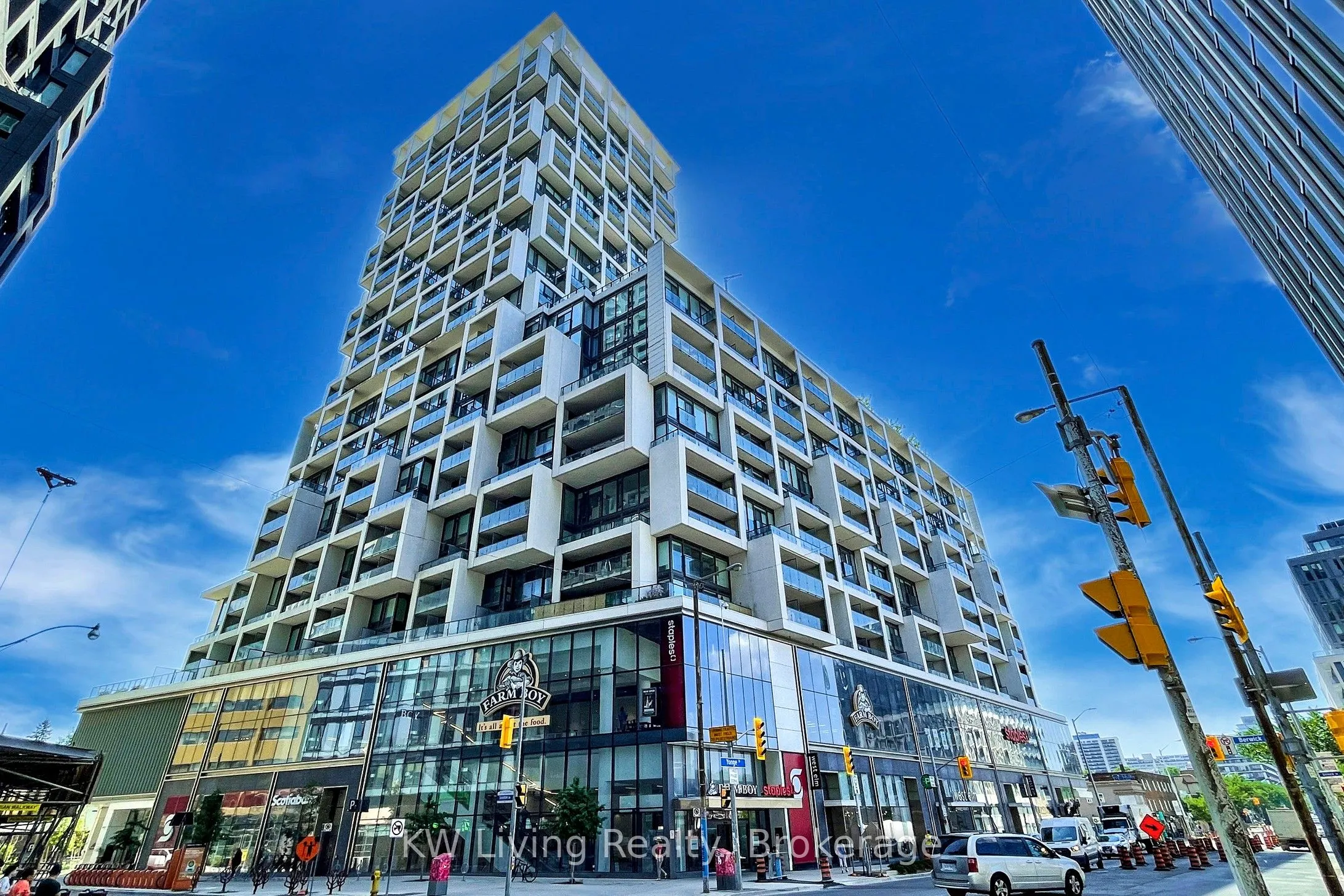 5 Soudan Avenue, #917