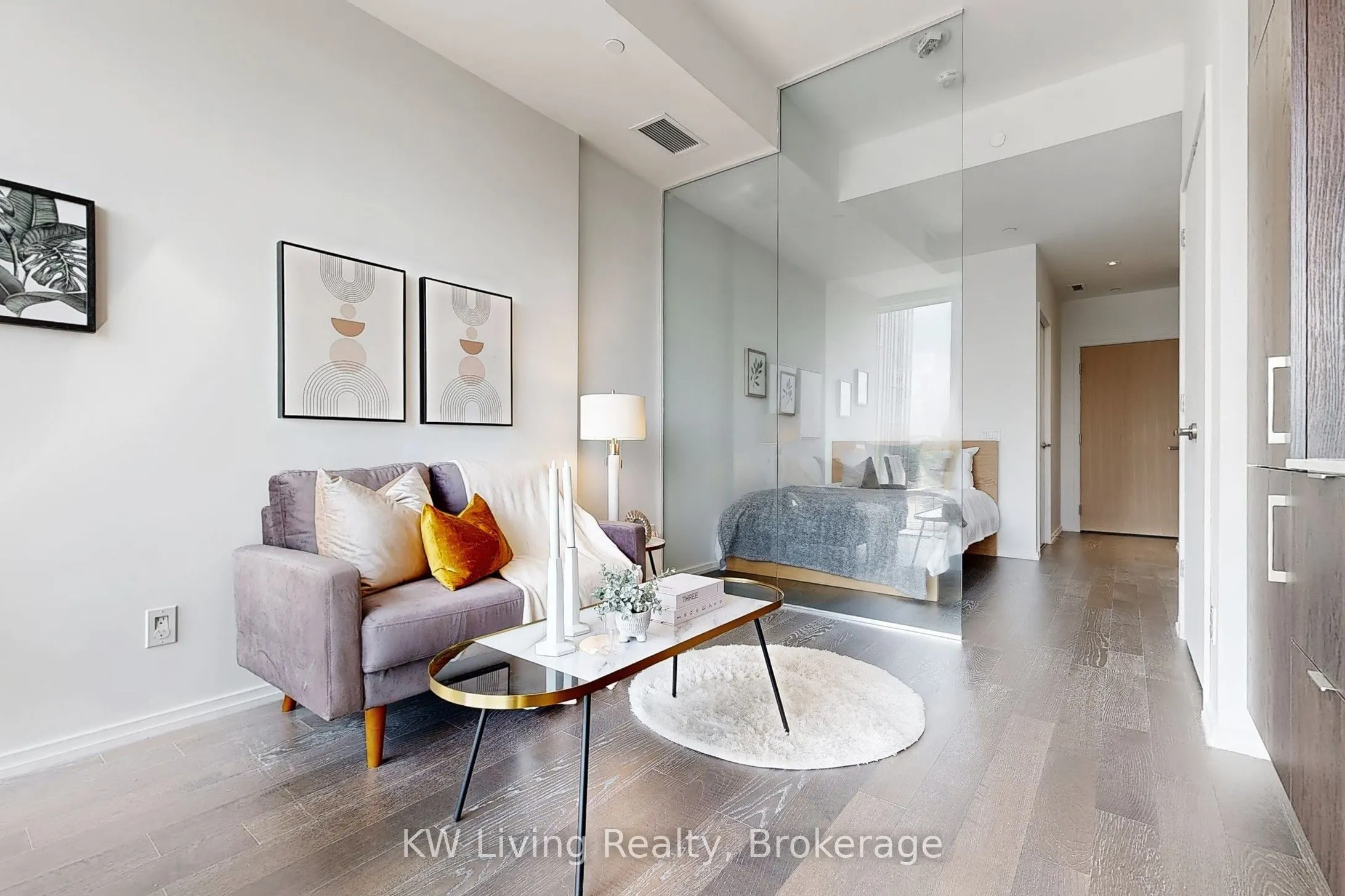 5 Soudan Avenue, #917