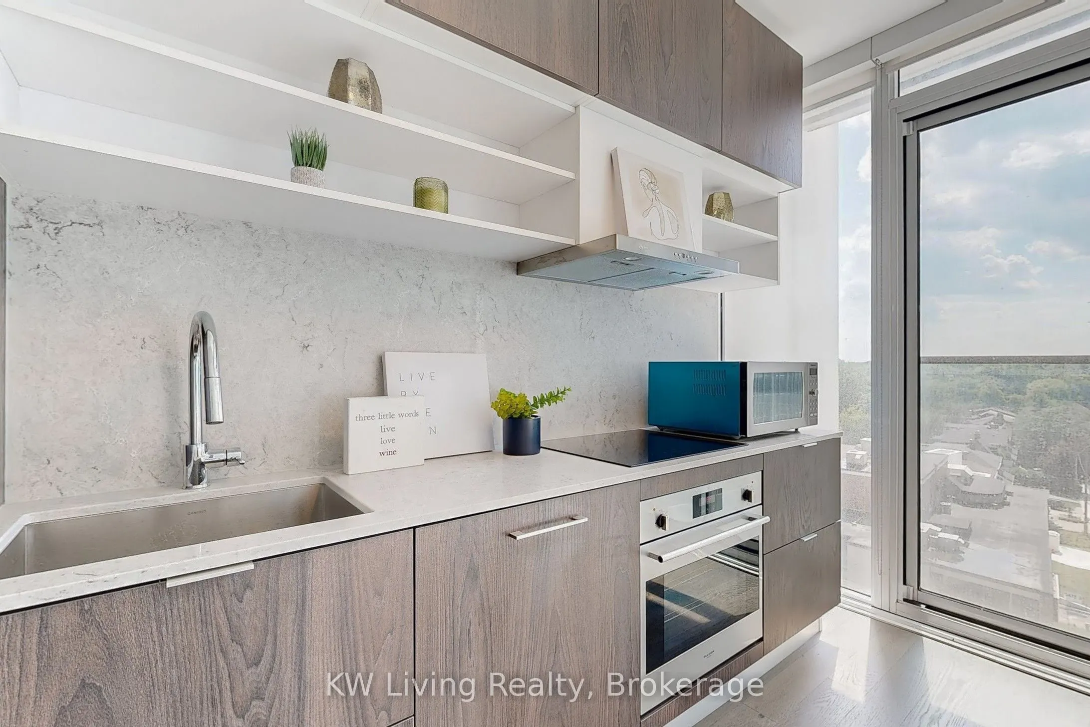 5 Soudan Avenue, #917