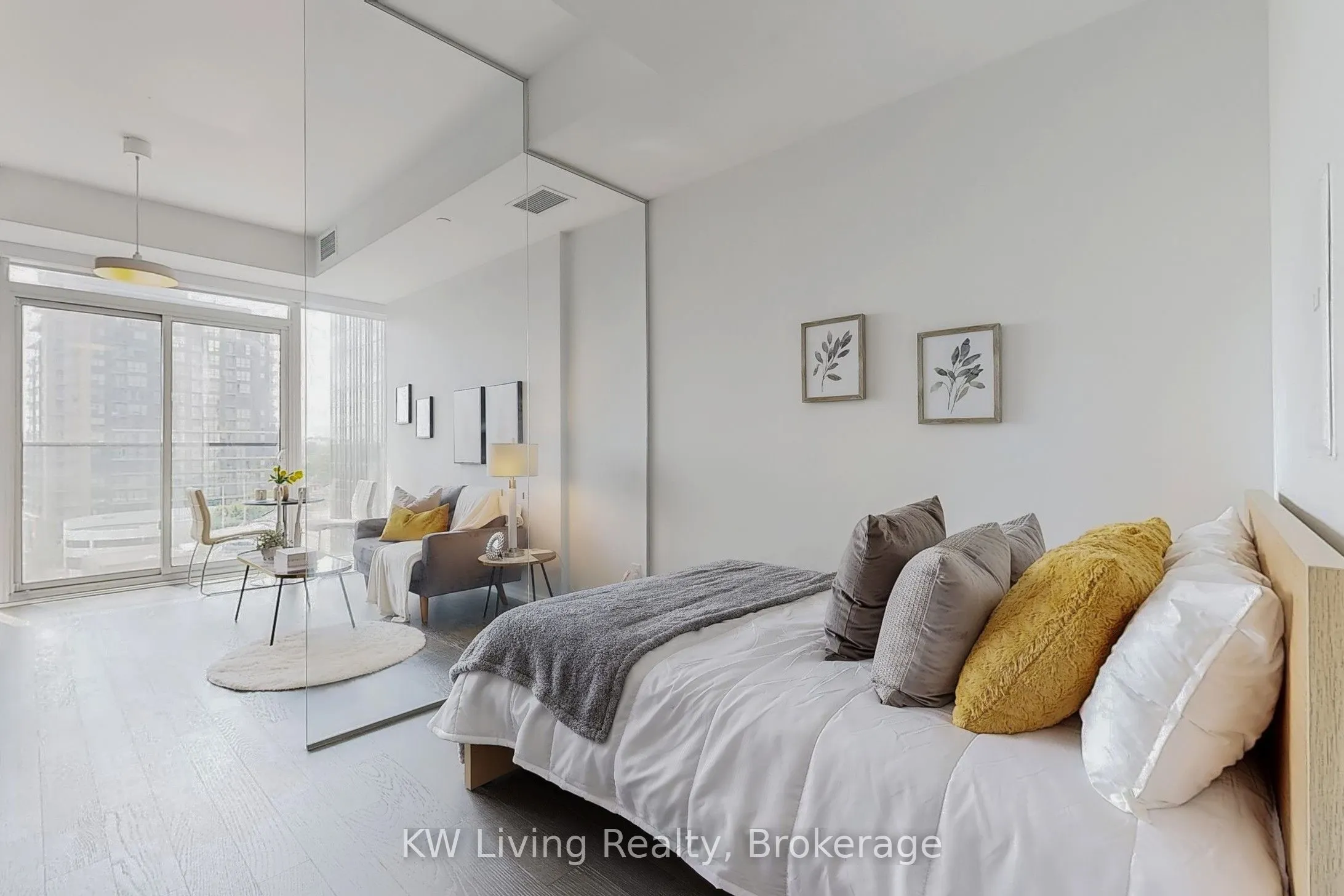 5 Soudan Avenue, #917