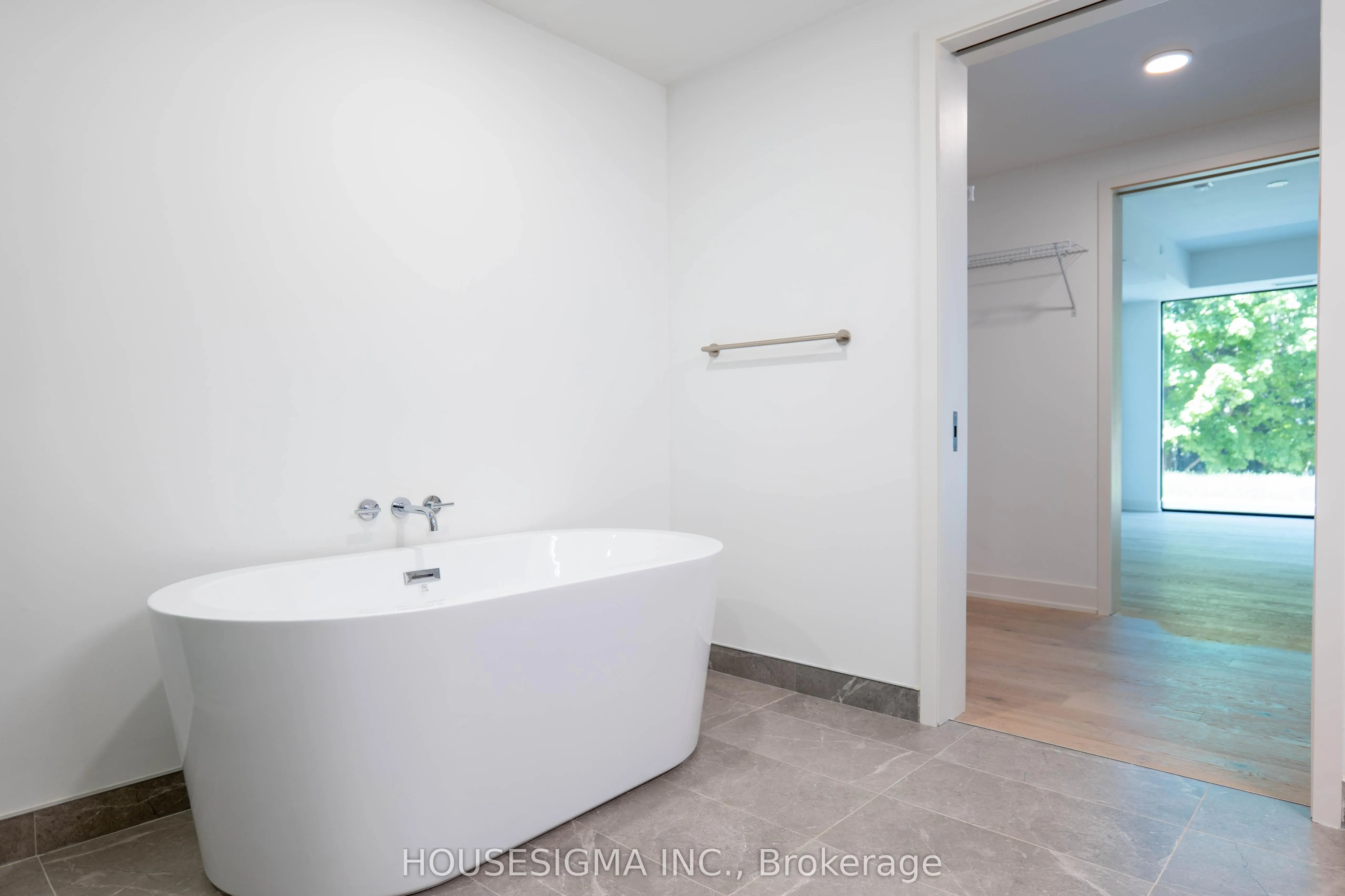 200 Keewatin Avenue, #210G