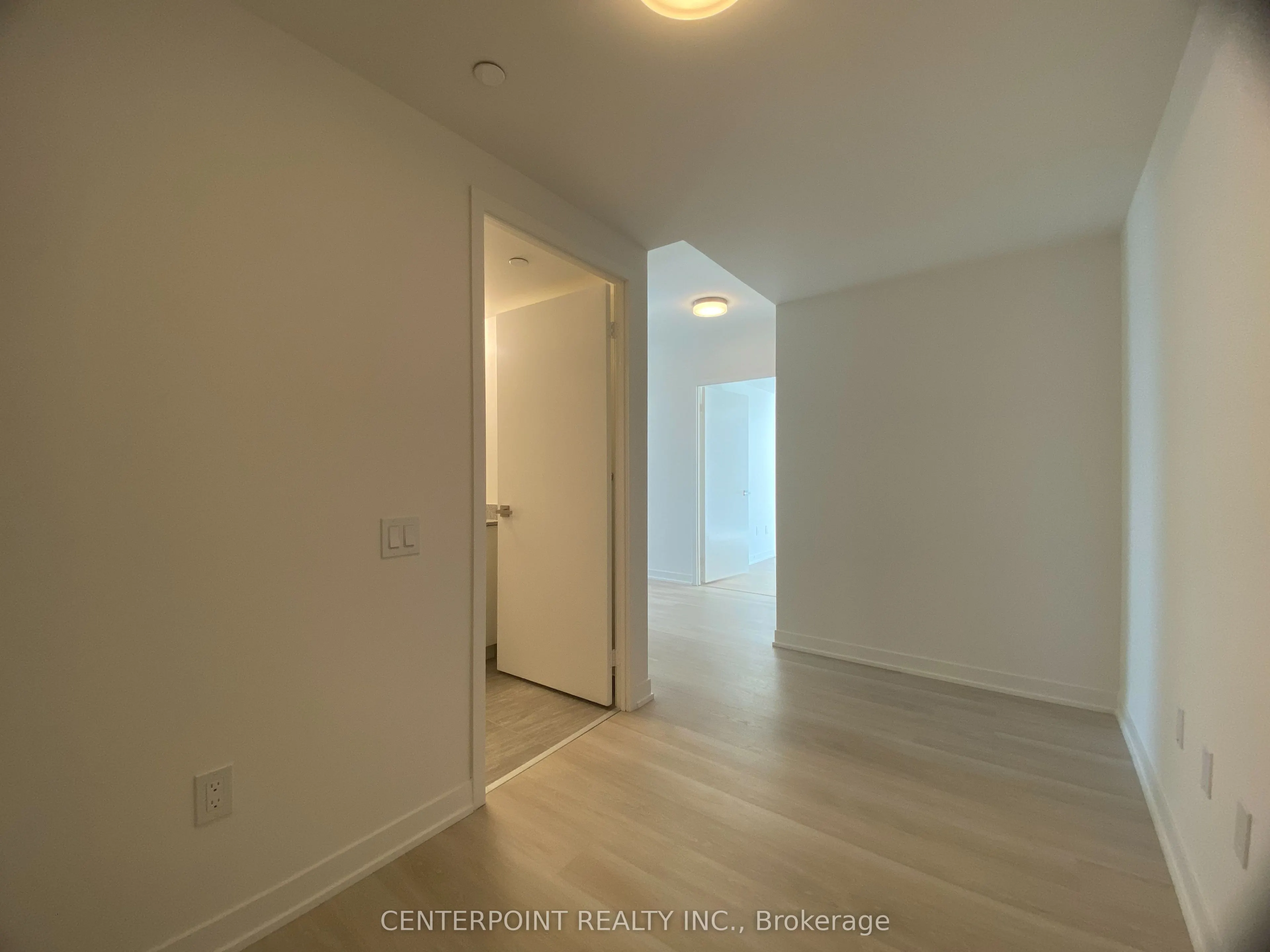 500 Wilson Avenue, #904