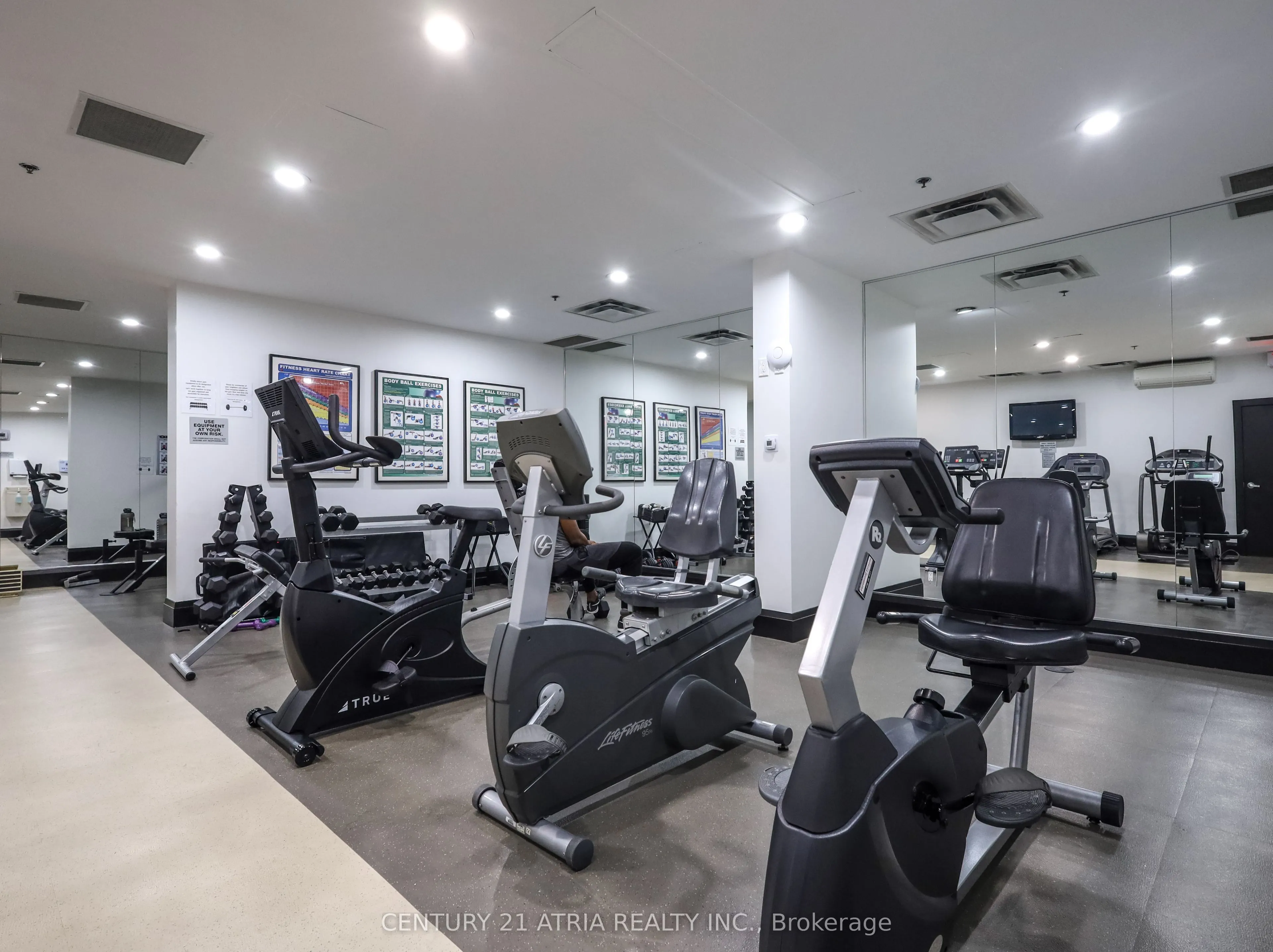 120 Dallimore Circle, #513