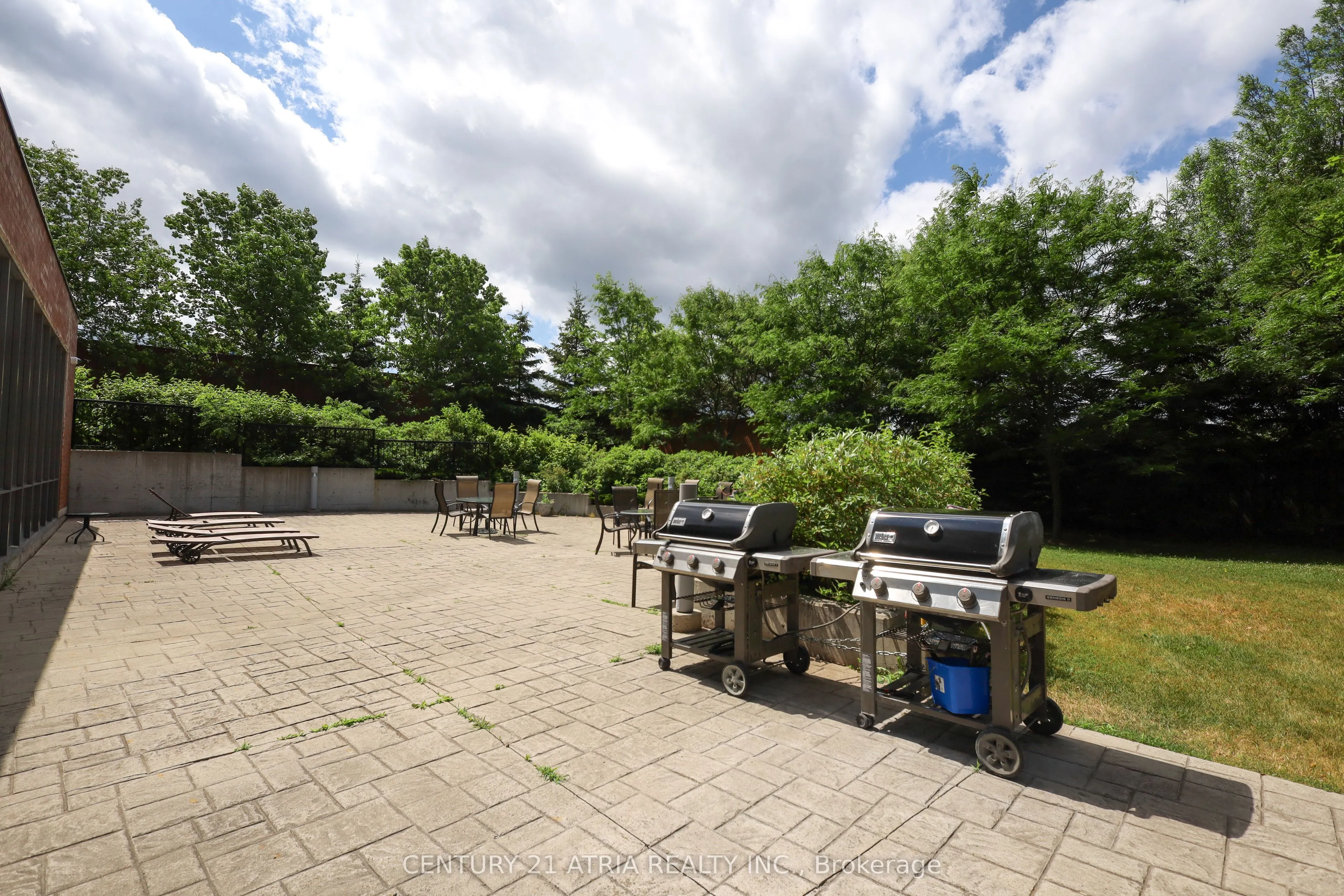 120 Dallimore Circle, #513