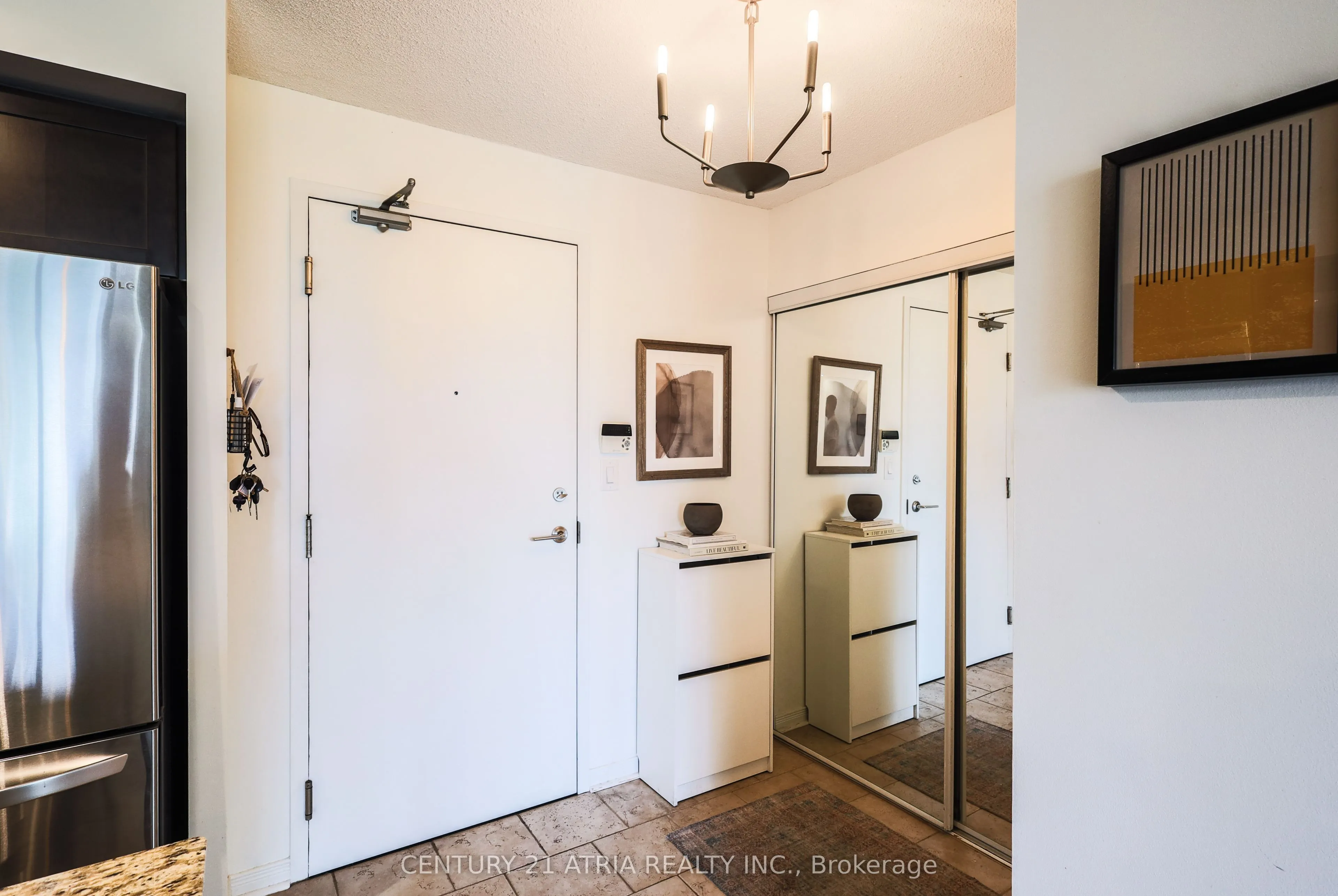 120 Dallimore Circle, #513