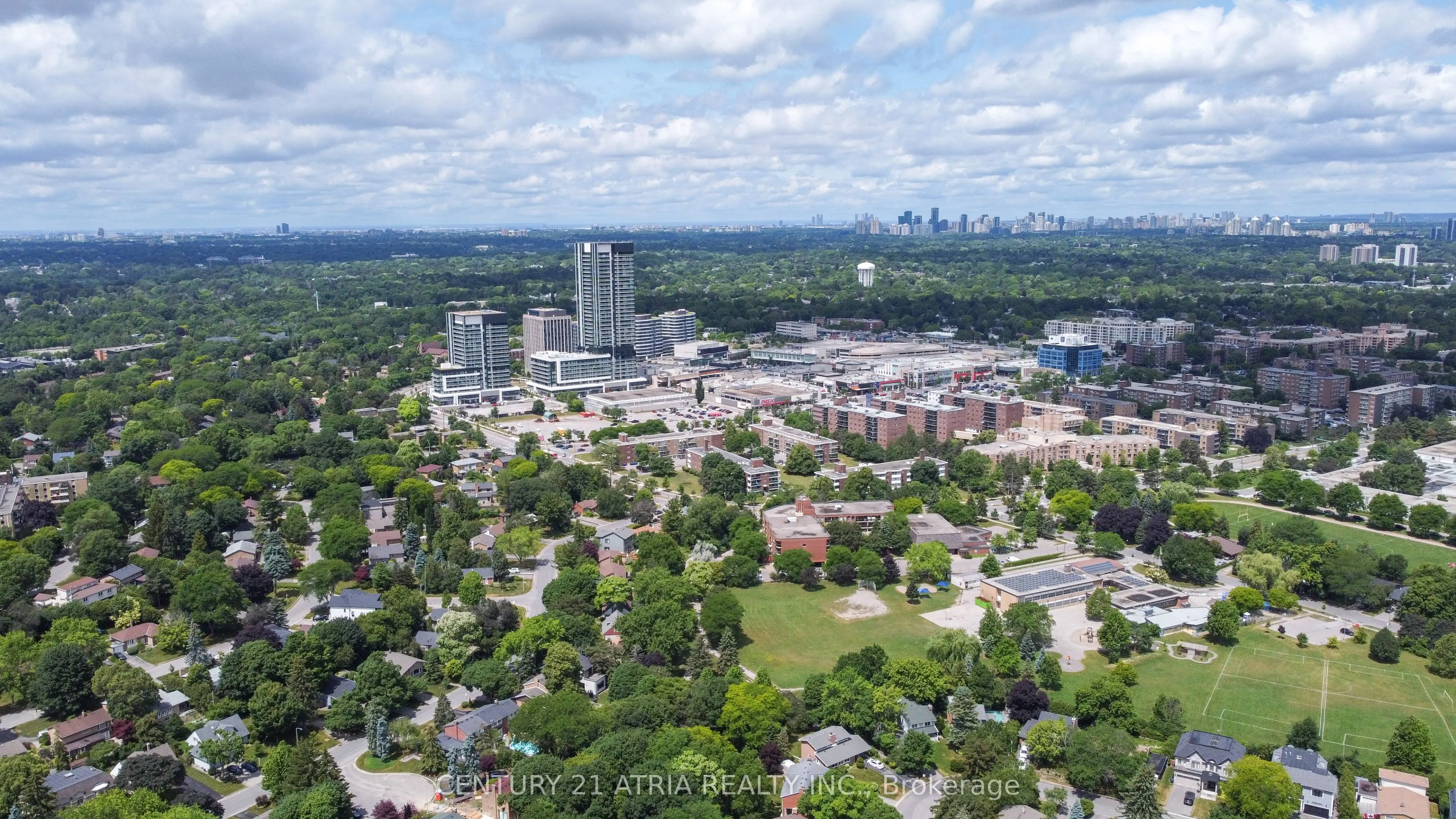 120 Dallimore Circle, #513