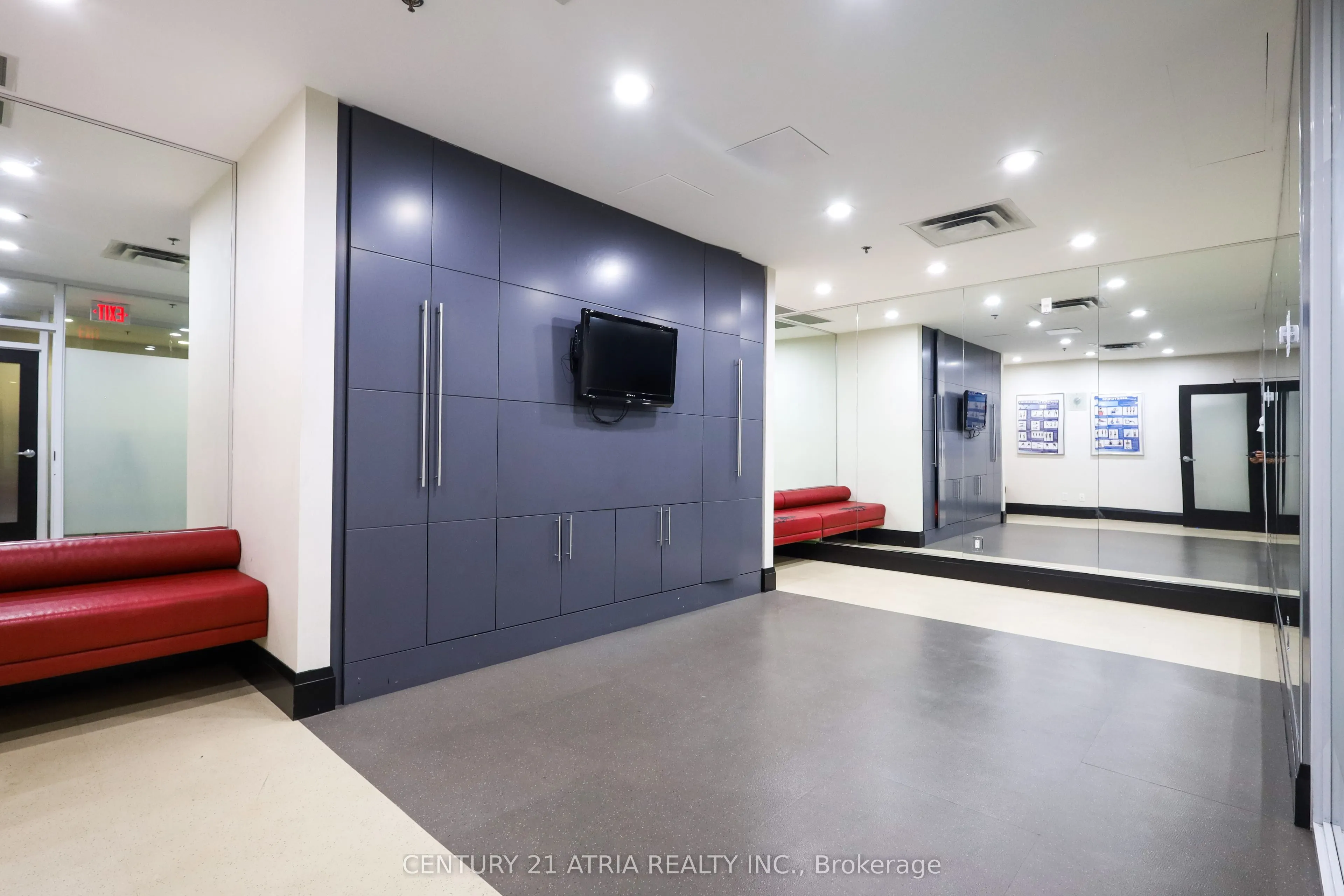 120 Dallimore Circle, #513