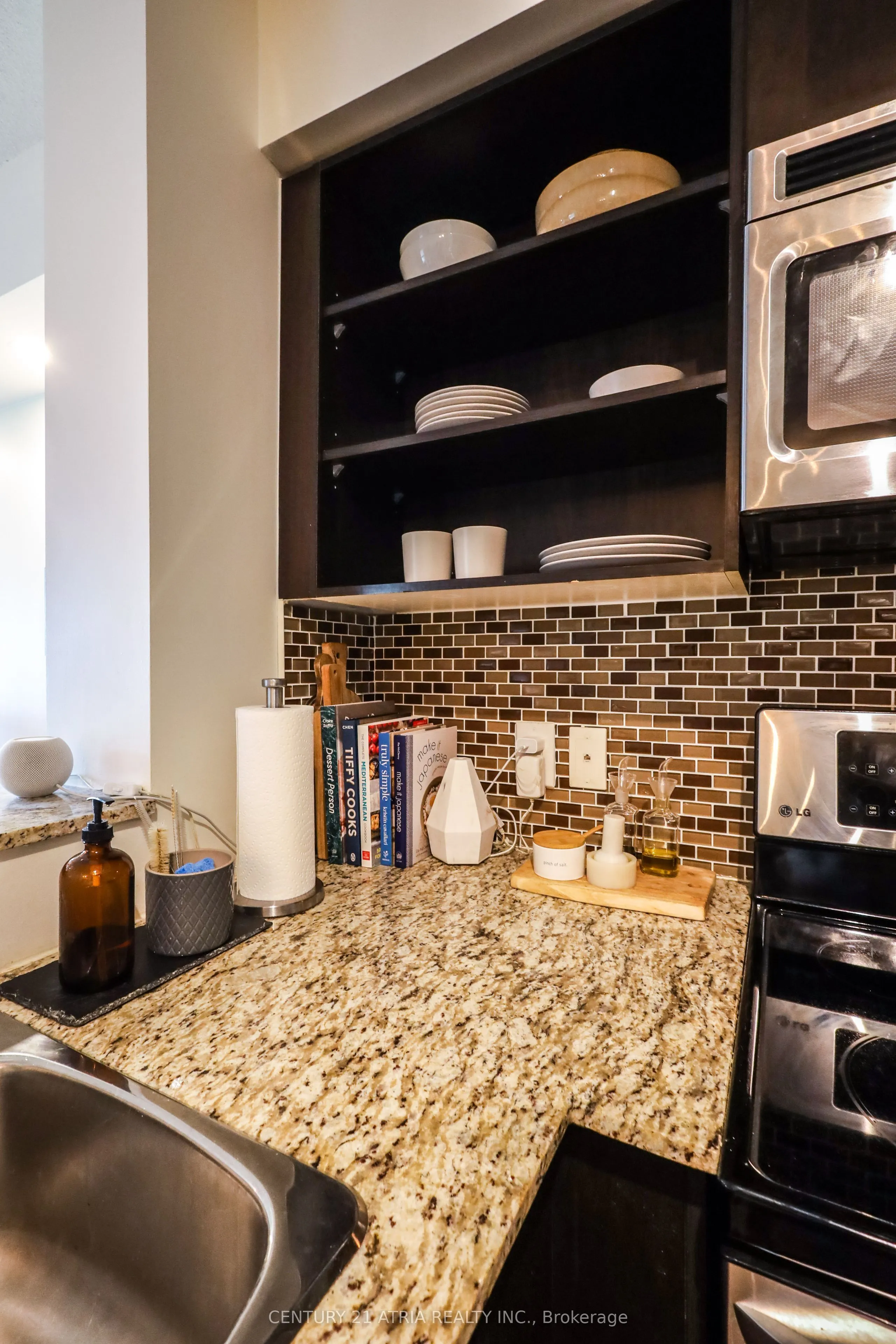 120 Dallimore Circle, #513