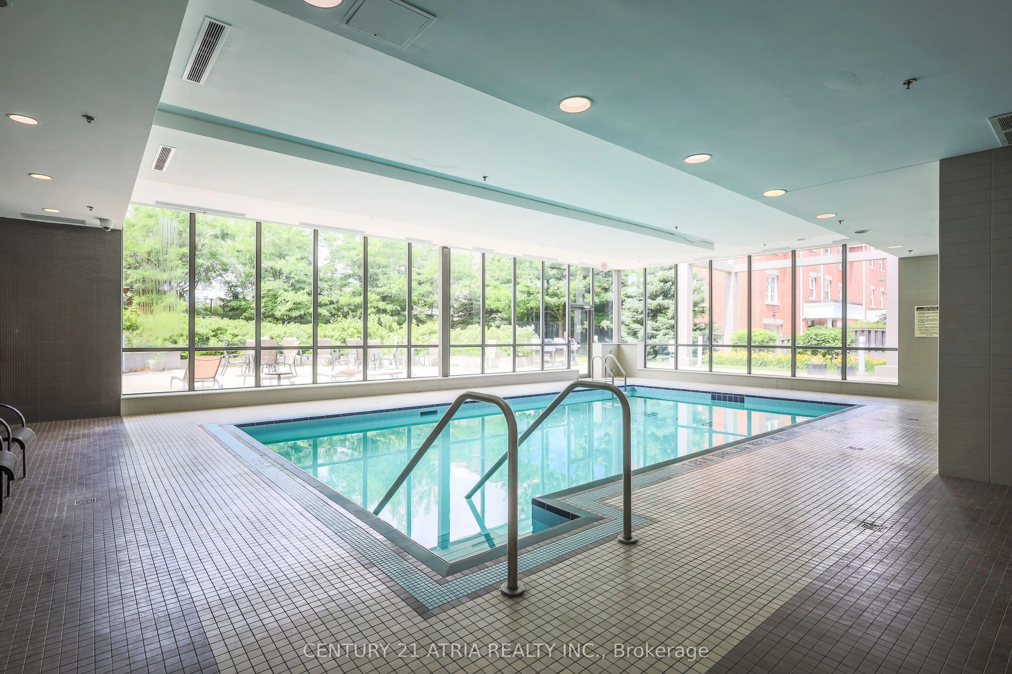 120 Dallimore Circle, #513