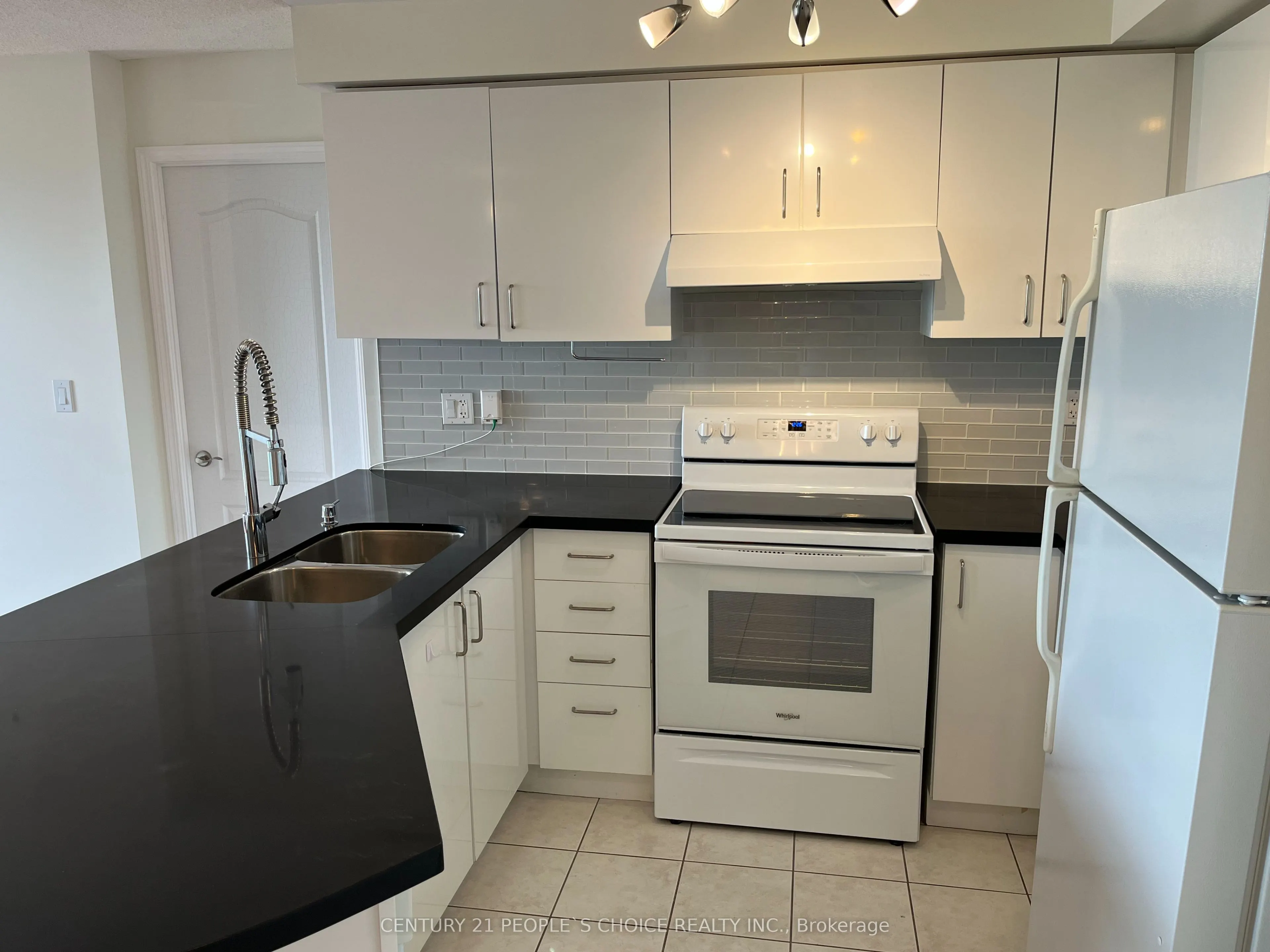 935 Sheppard Avenue W #603