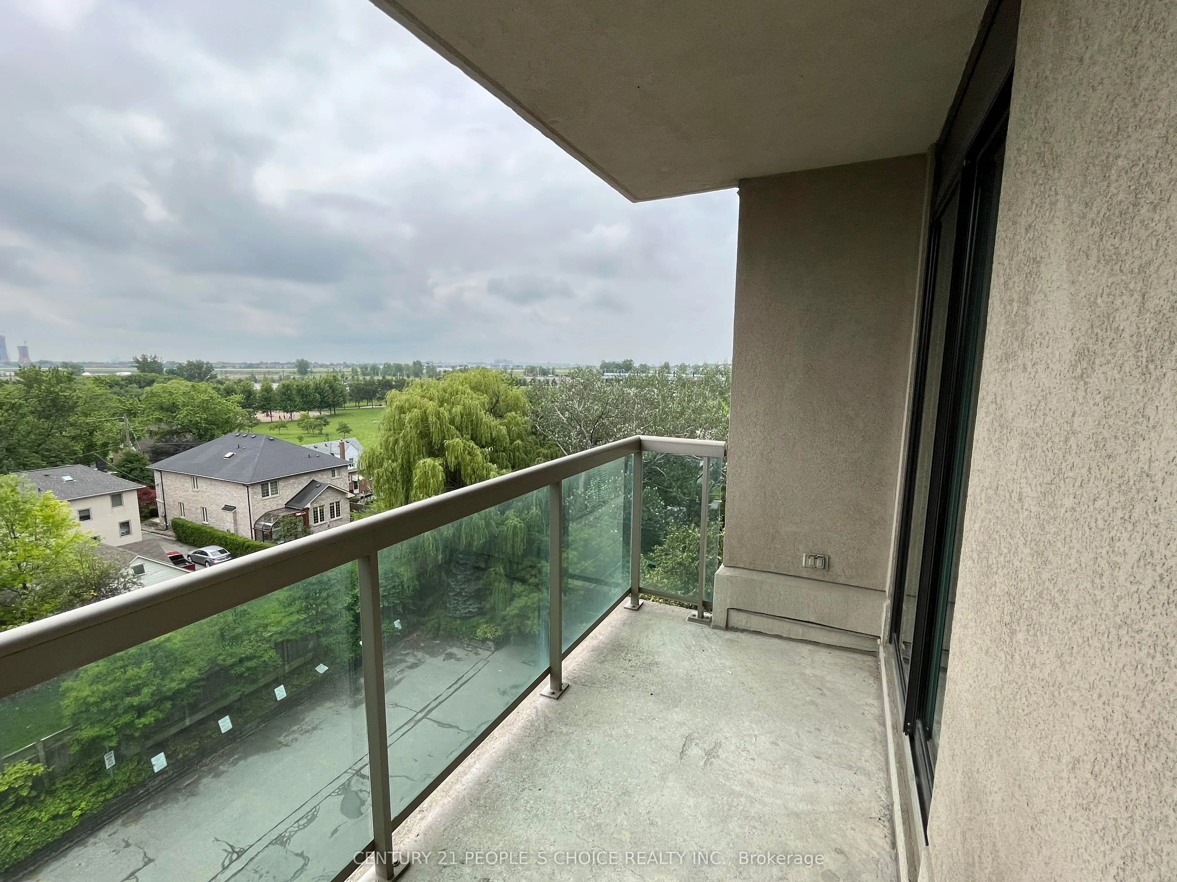 935 Sheppard Avenue W #603