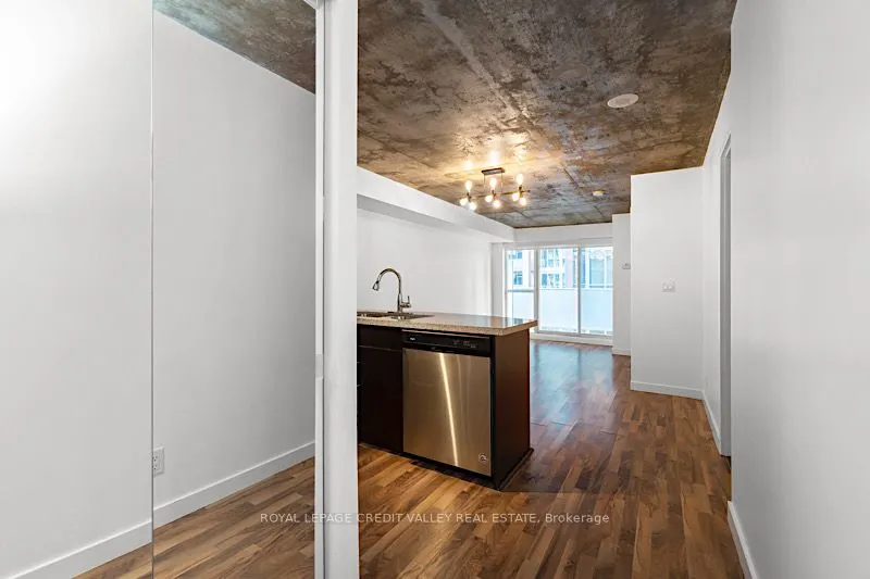 1005 King Street W, #505