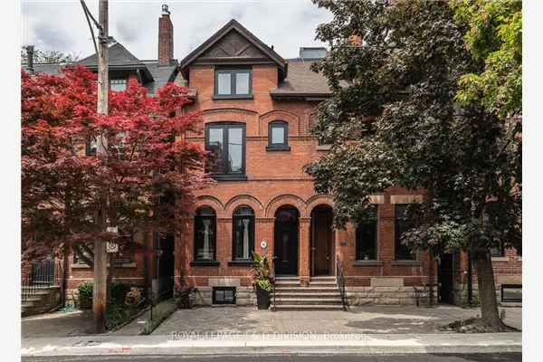 16 Boswell Avenue