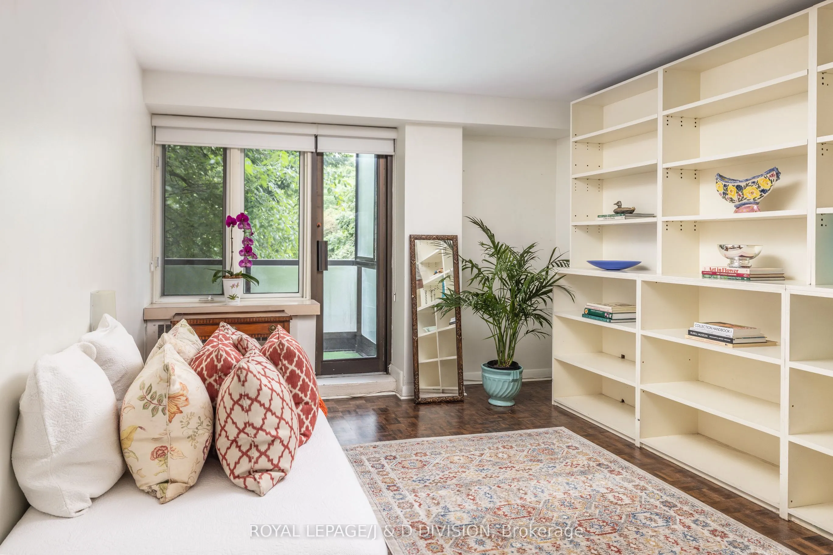 120 Rosedale Valley Road, #201