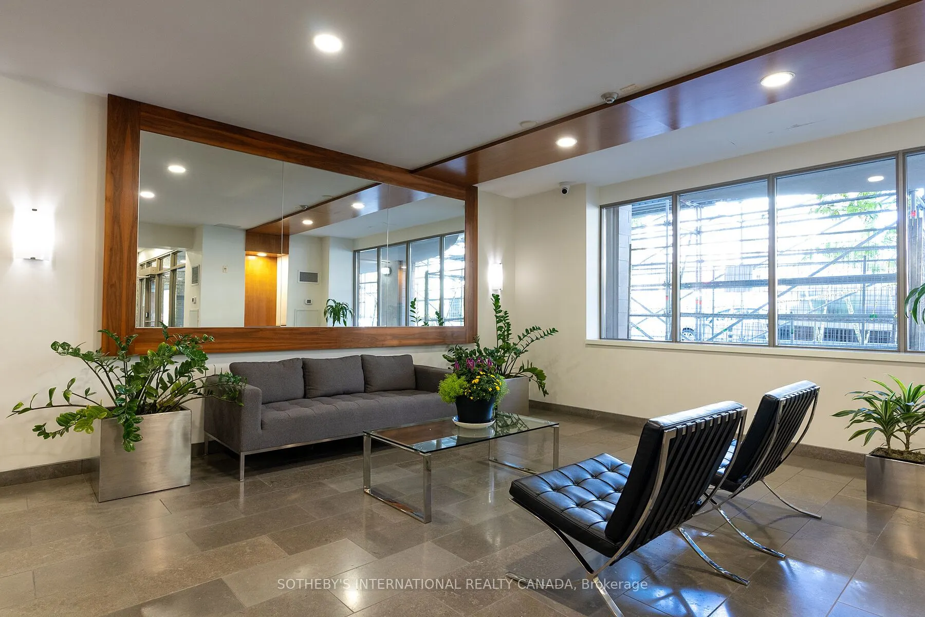 5 Rosehill Avenue, #805
