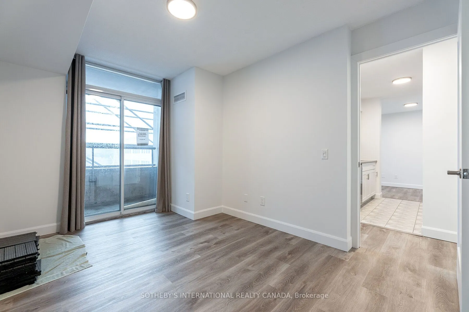 5 Rosehill Avenue, #805