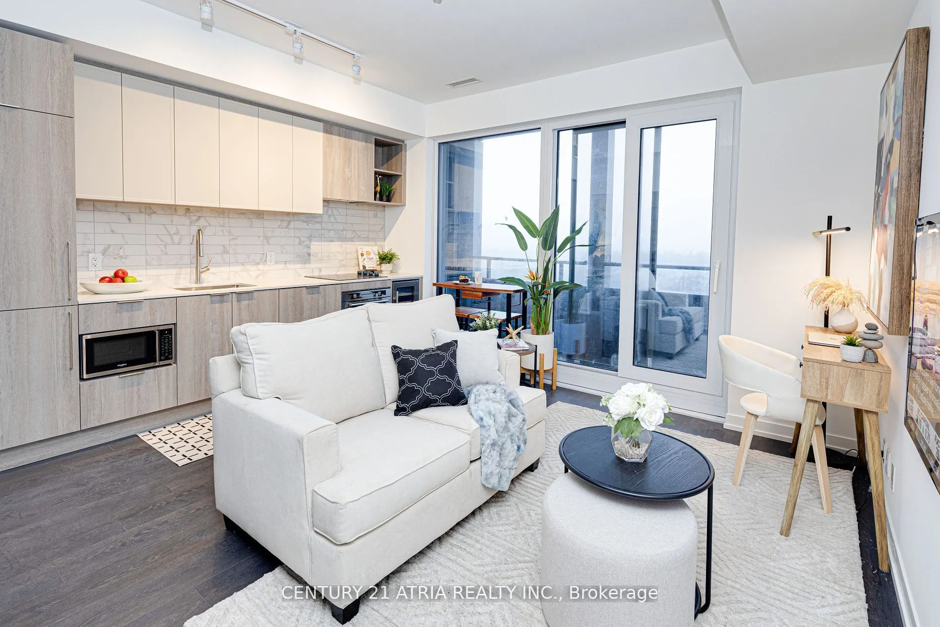 2020 Bathurst Street, #1810
