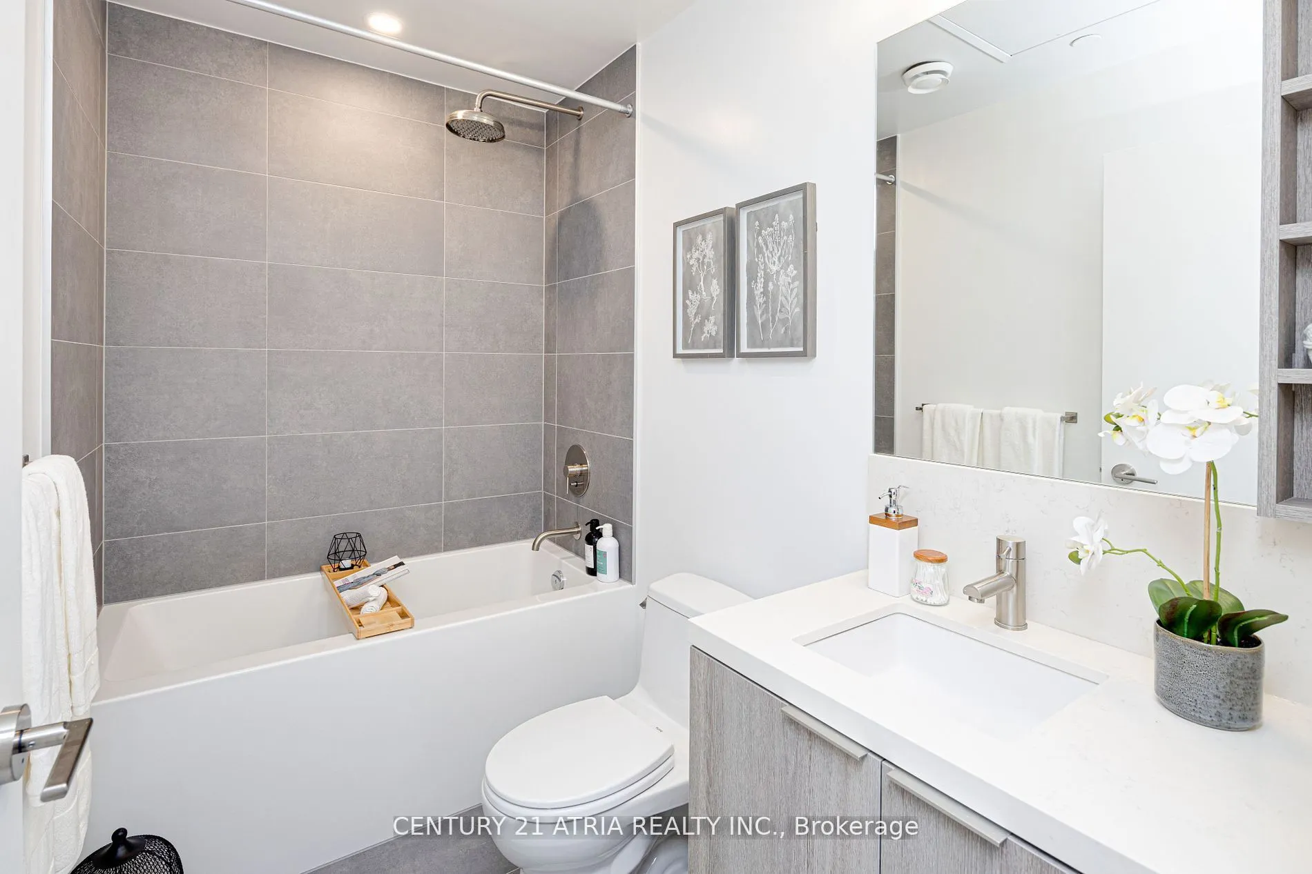 2020 Bathurst Street, #1810