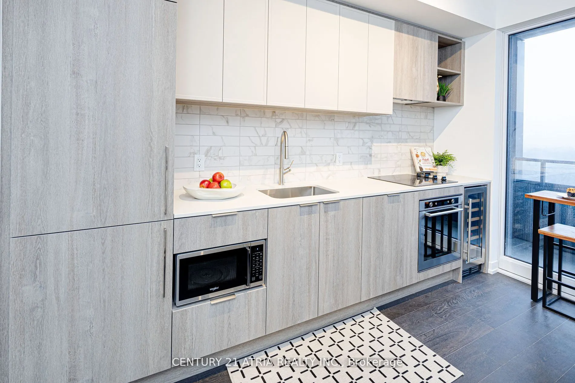 2020 Bathurst Street, #1810