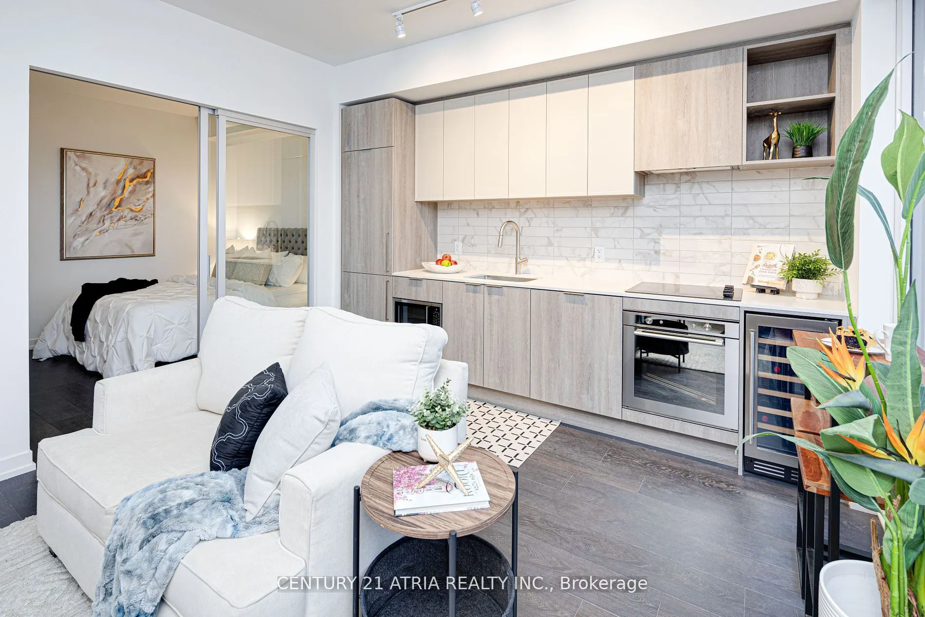 2020 Bathurst Street, #1810