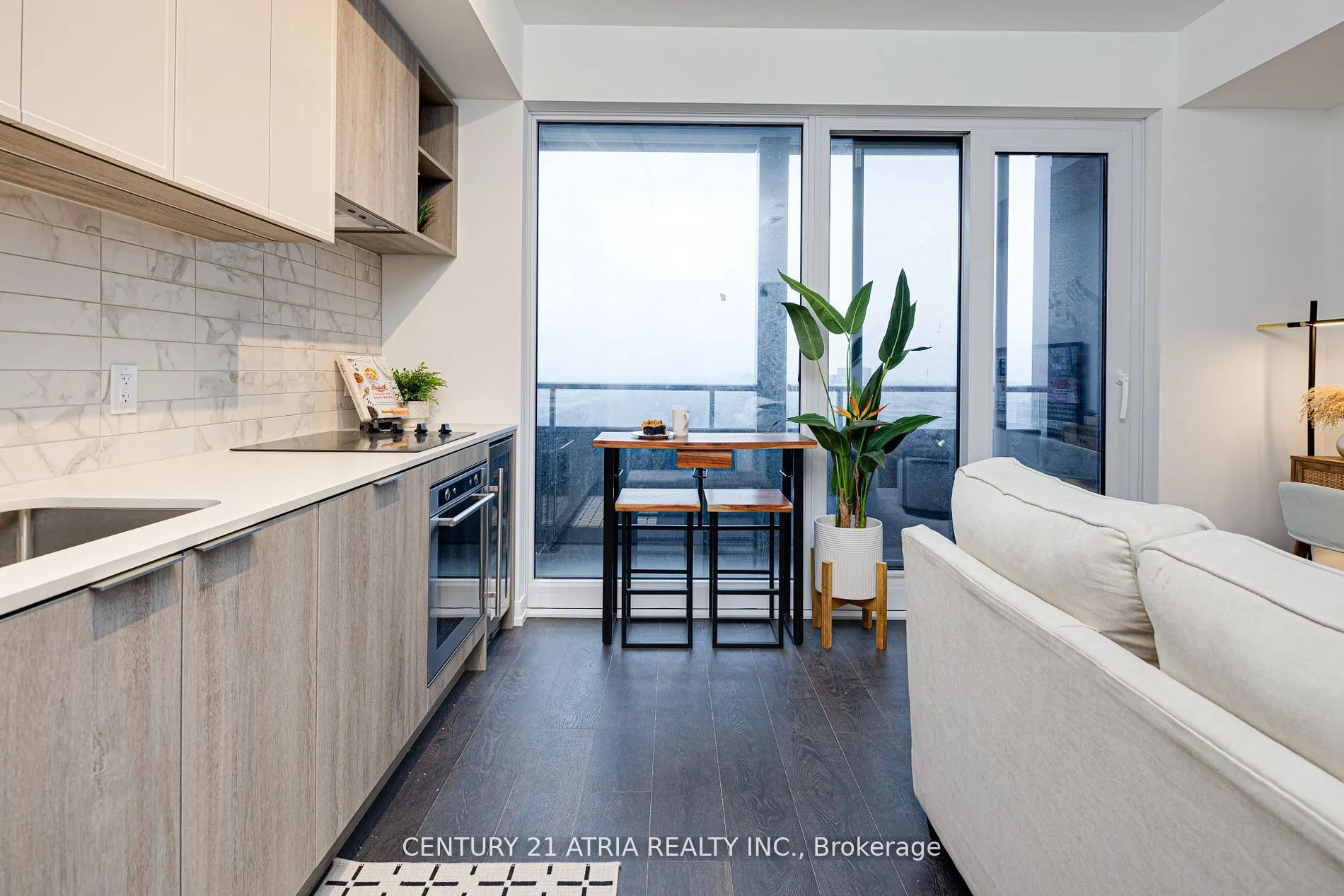 2020 Bathurst Street, #1810