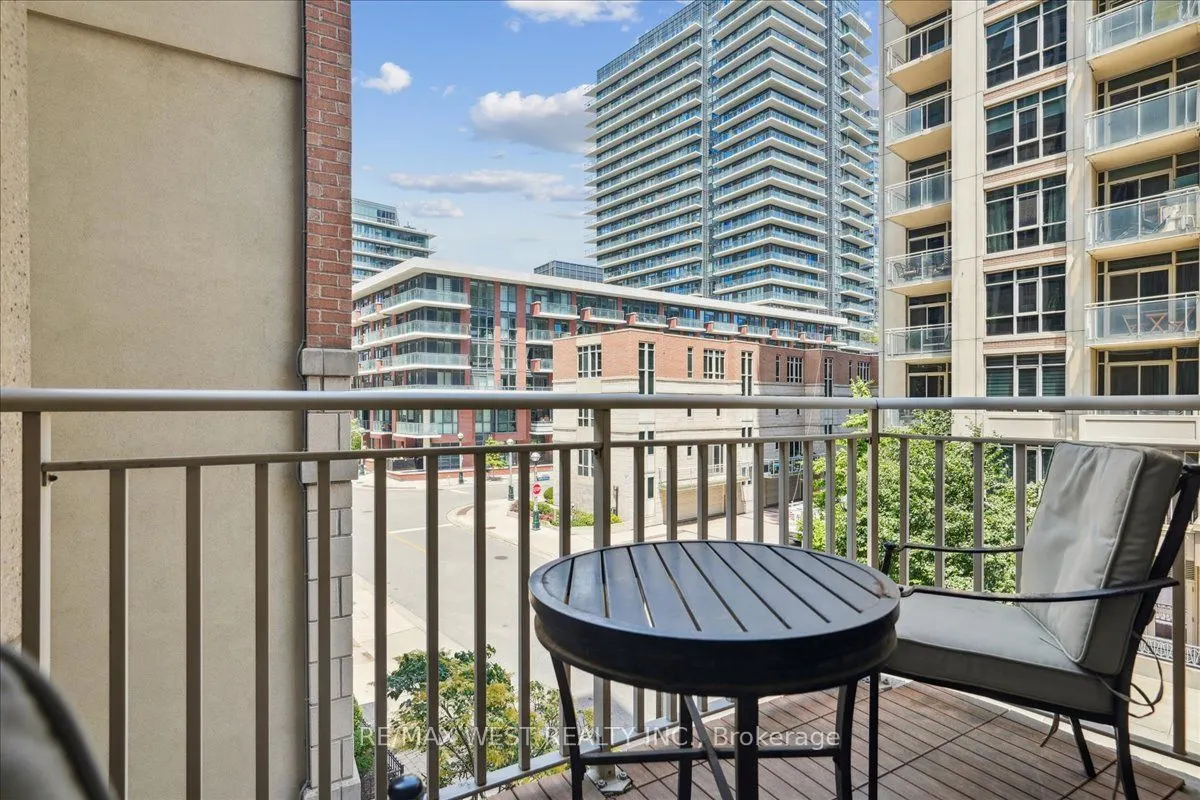628 Fleet Street, #324