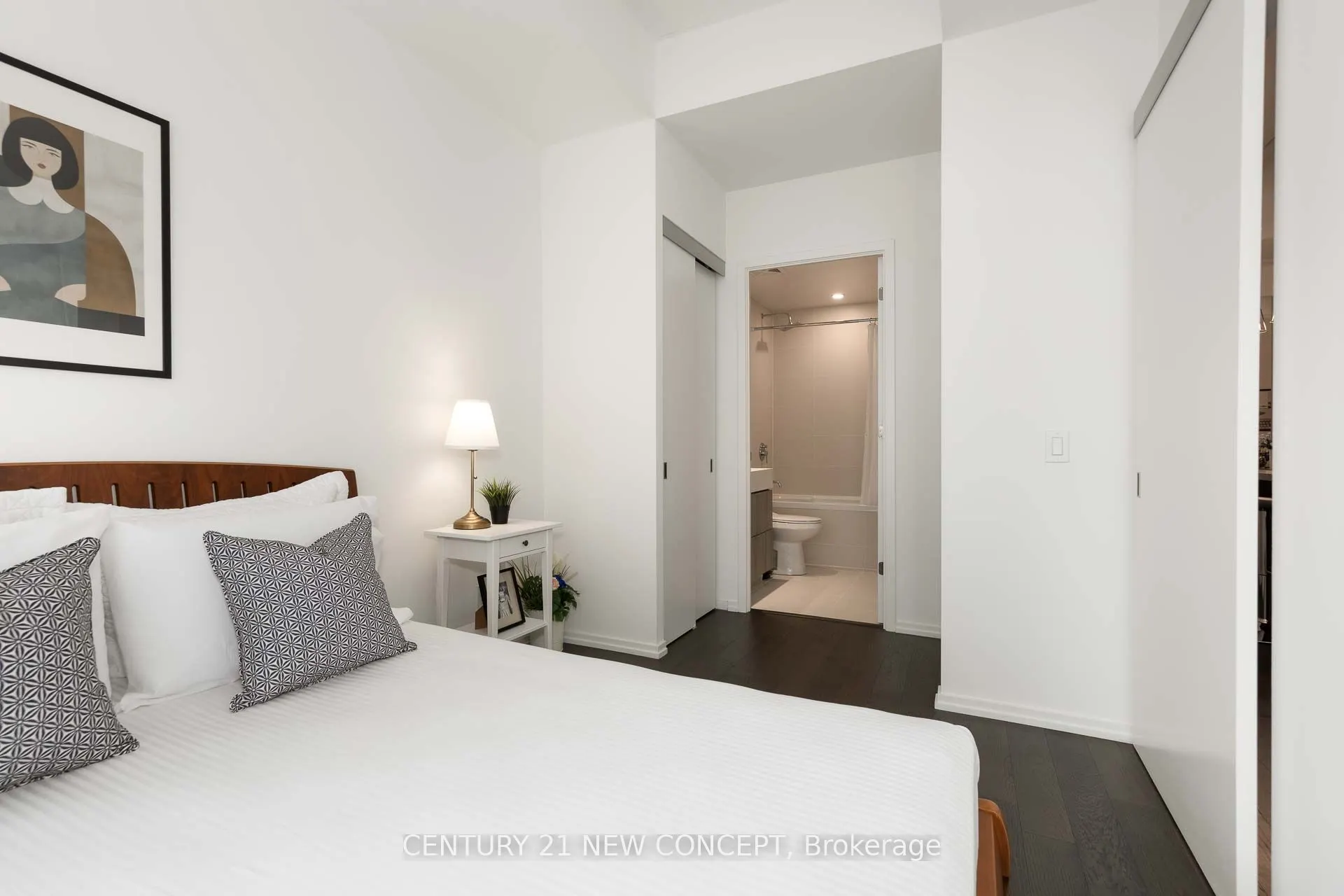 5 Soudan Avenue, #912