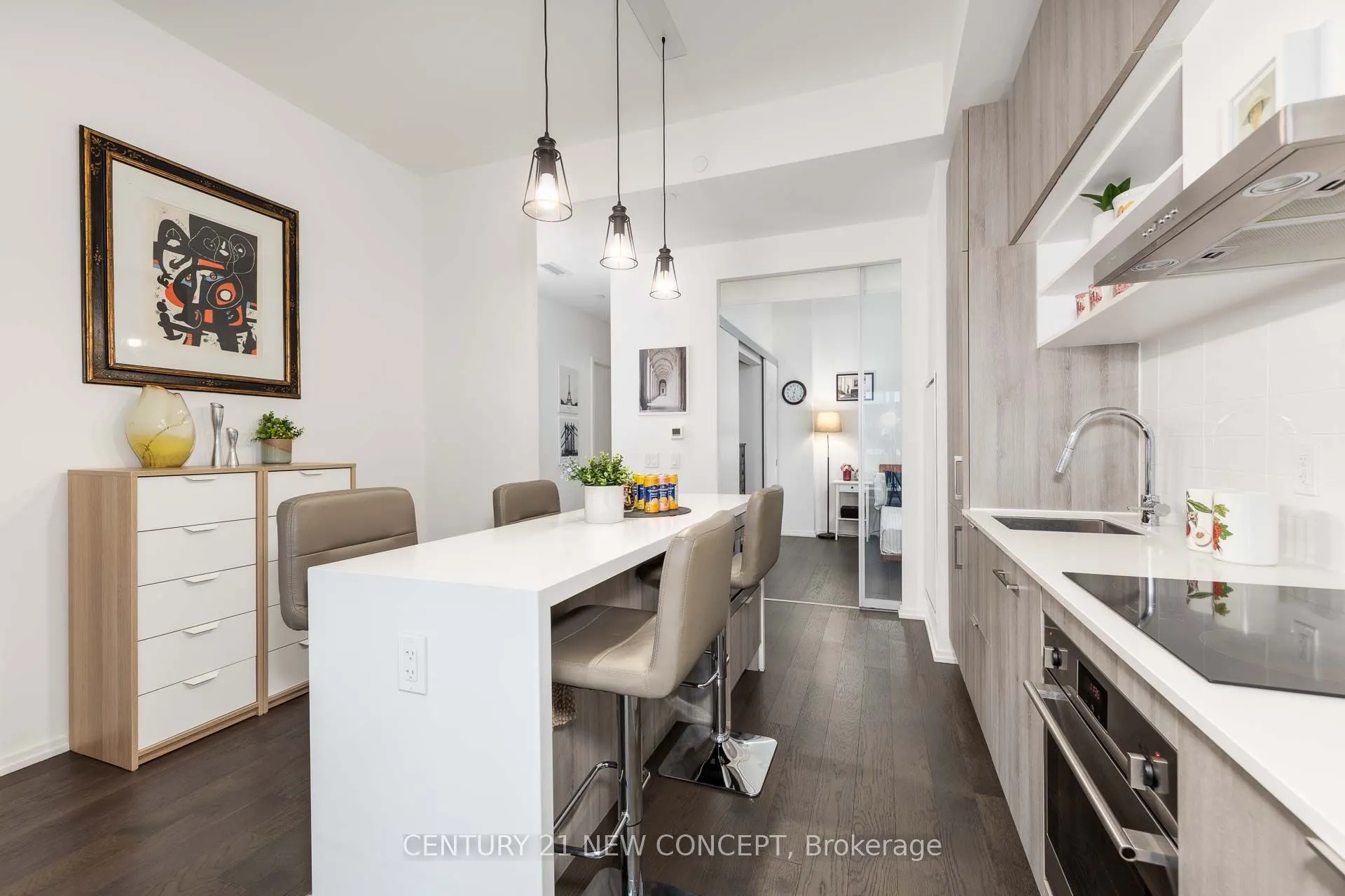 5 Soudan Avenue, #912