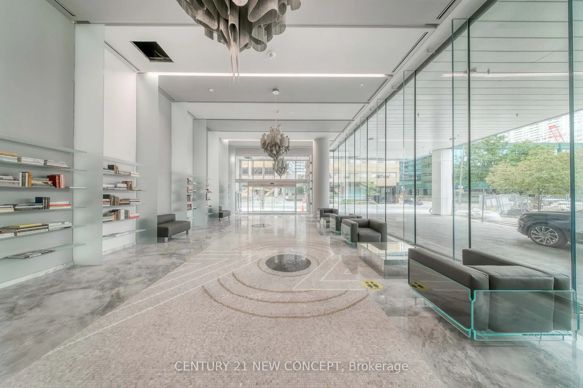 5 Soudan Avenue, #912