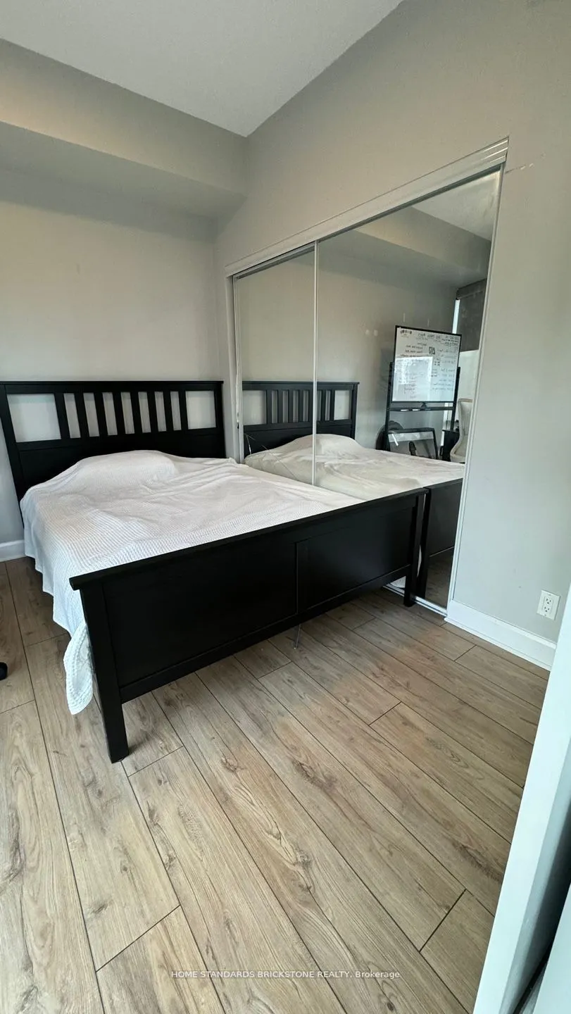832 Bay Street, #1708