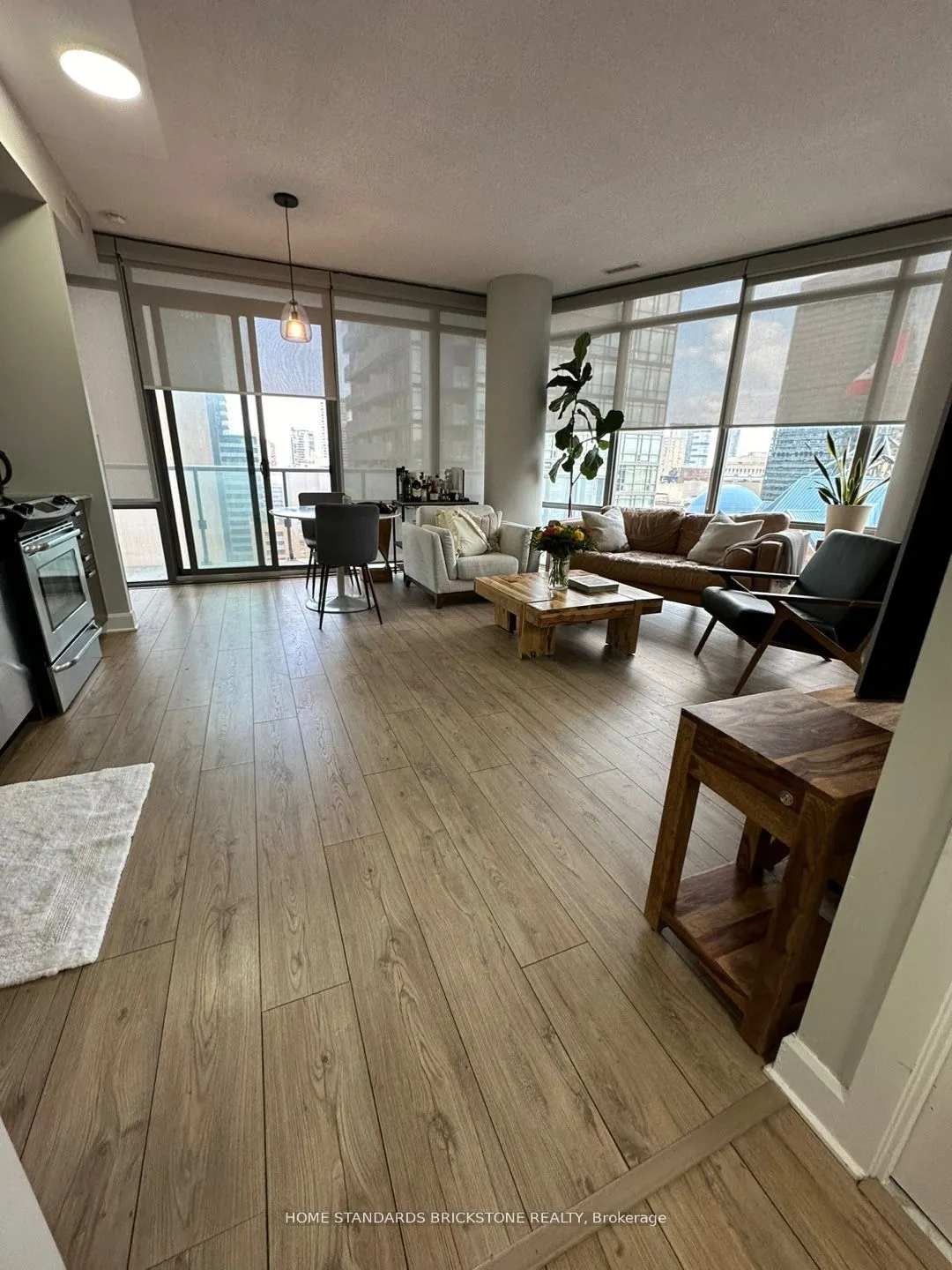 832 Bay Street, #1708