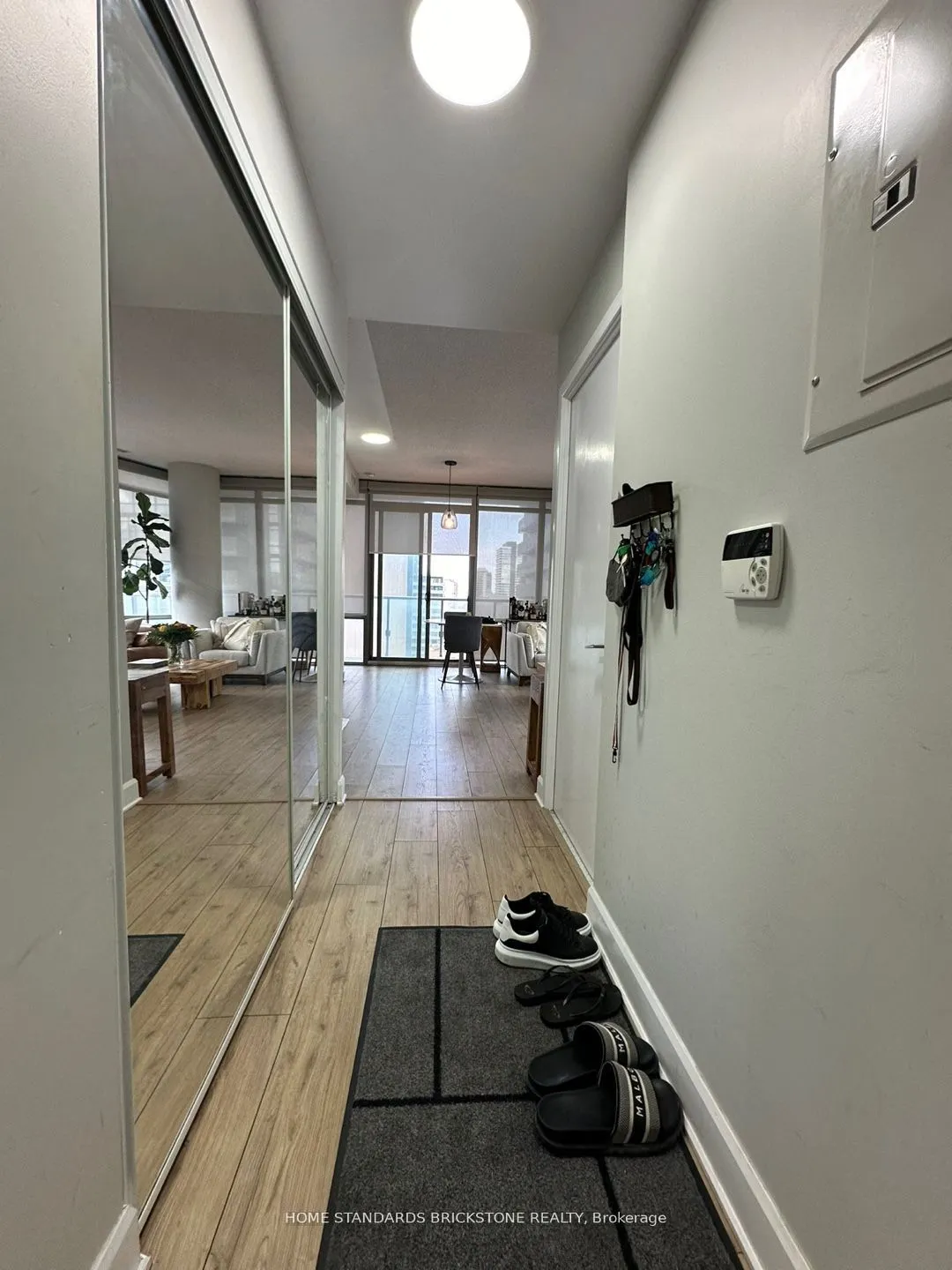 832 Bay Street, #1708