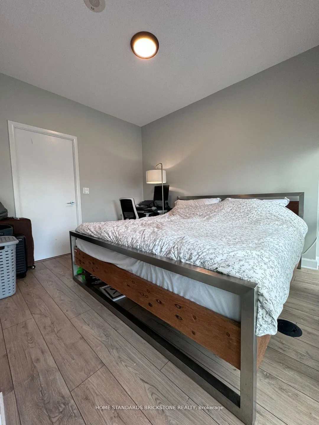 832 Bay Street, #1708