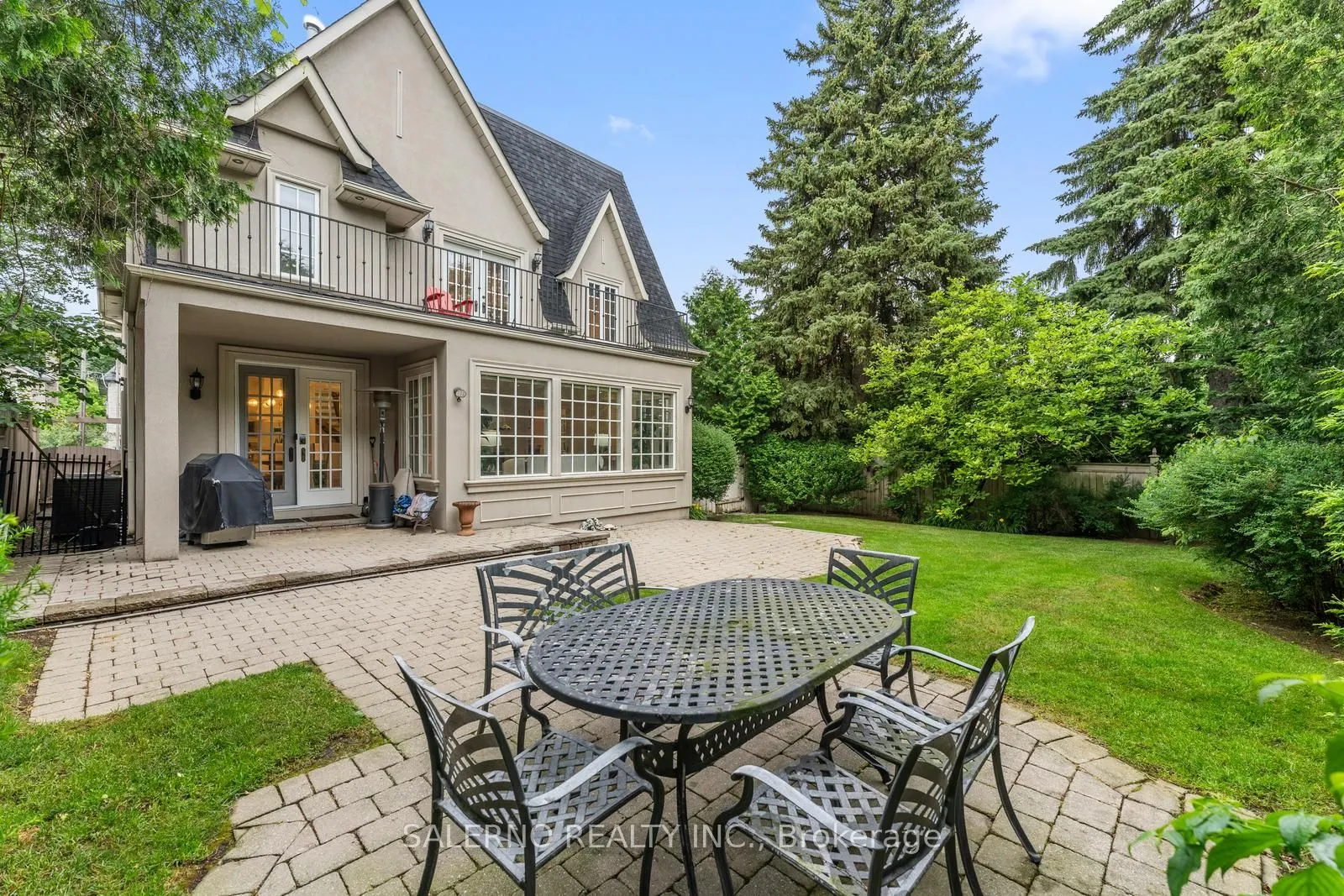 69 Munro Boulevard