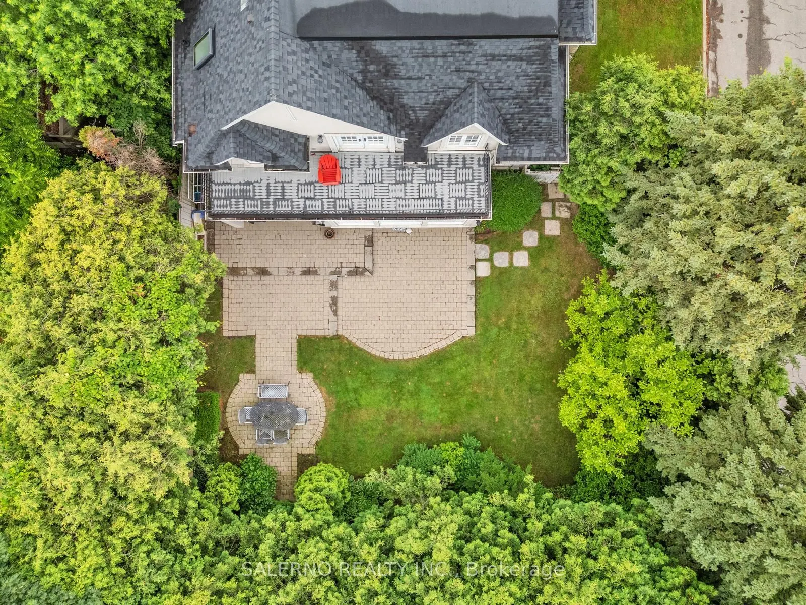 69 Munro Boulevard