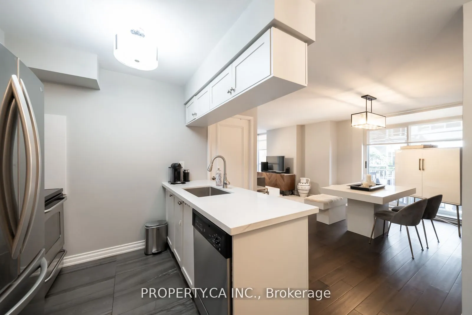 60 St Clair Avenue W, #202