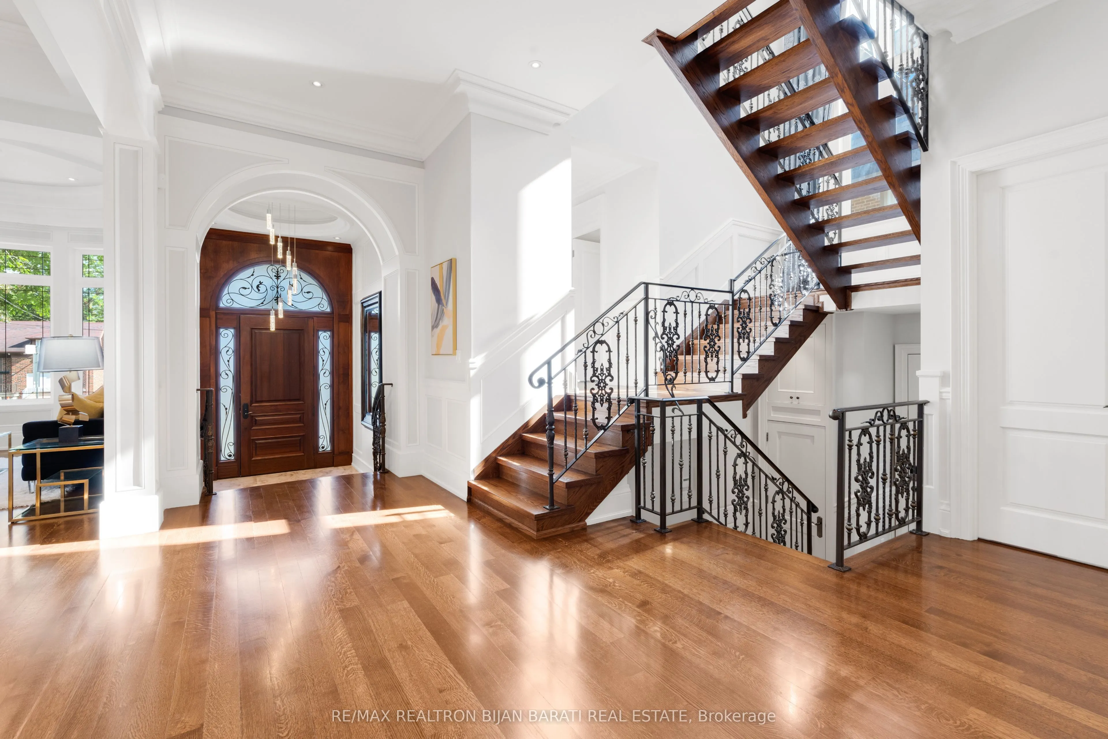 92 Princess Avenue