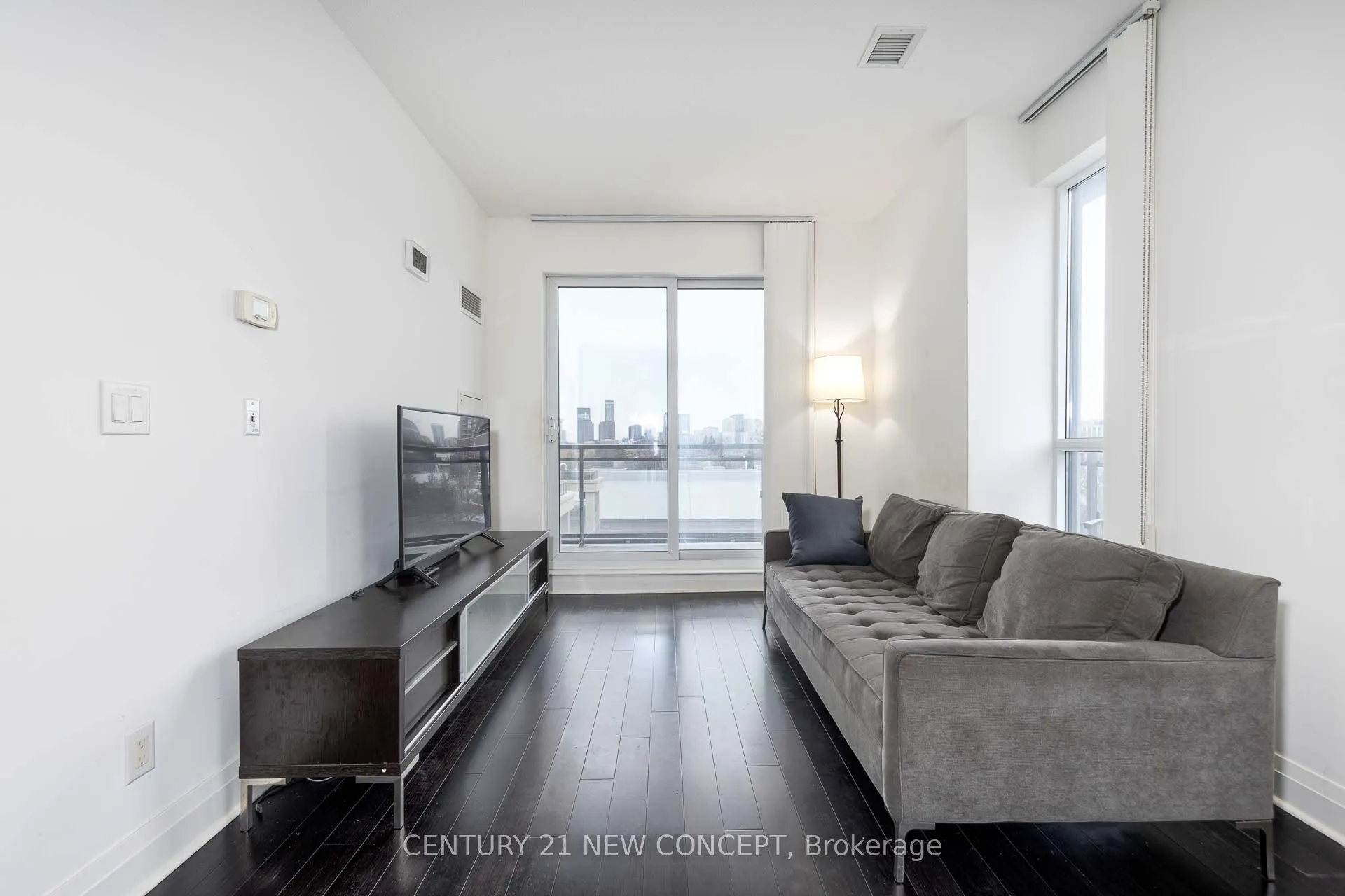 17 Kenaston Gardens, #615